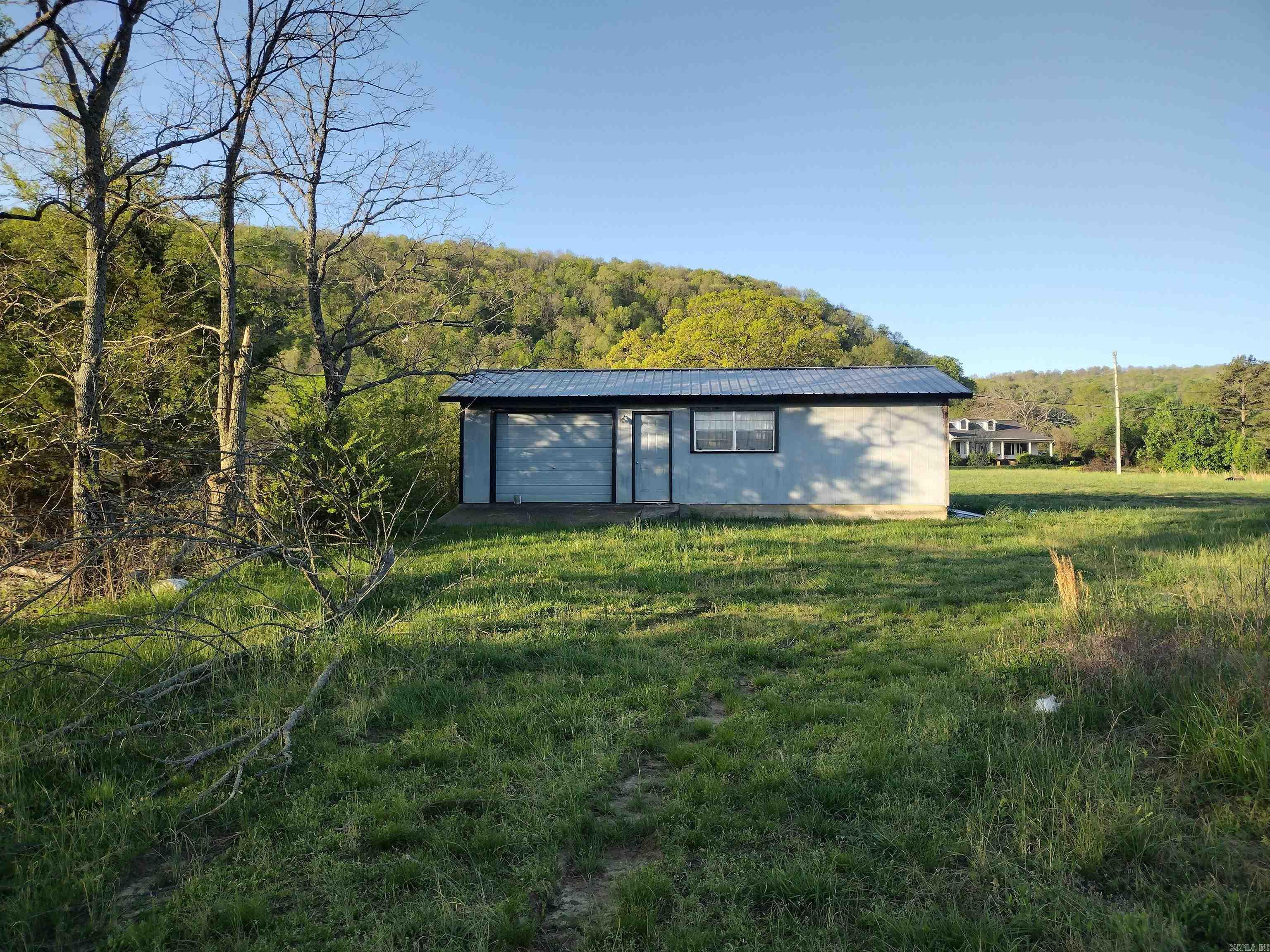 17251  HWY 66  Mountain View, AR