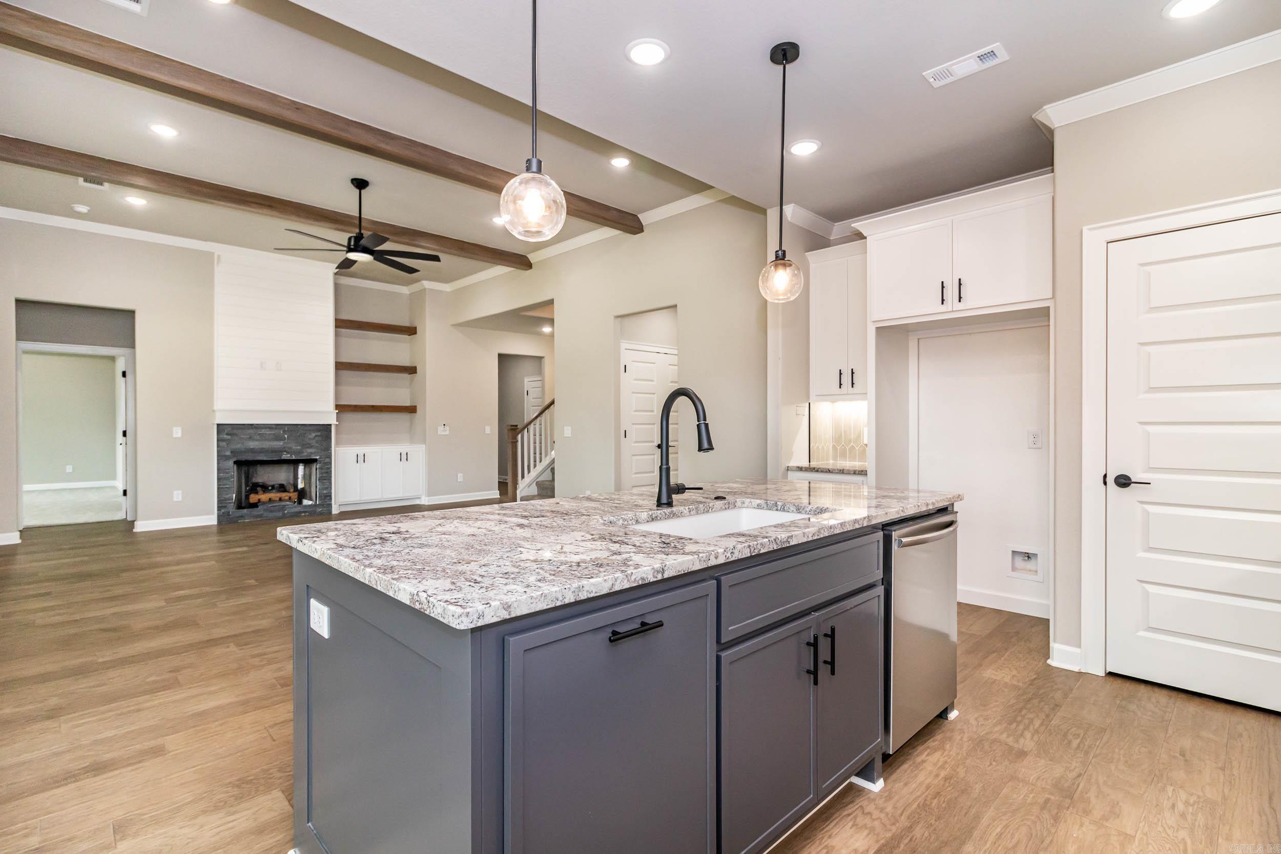 1375  Cittadella  Tontitown, AR