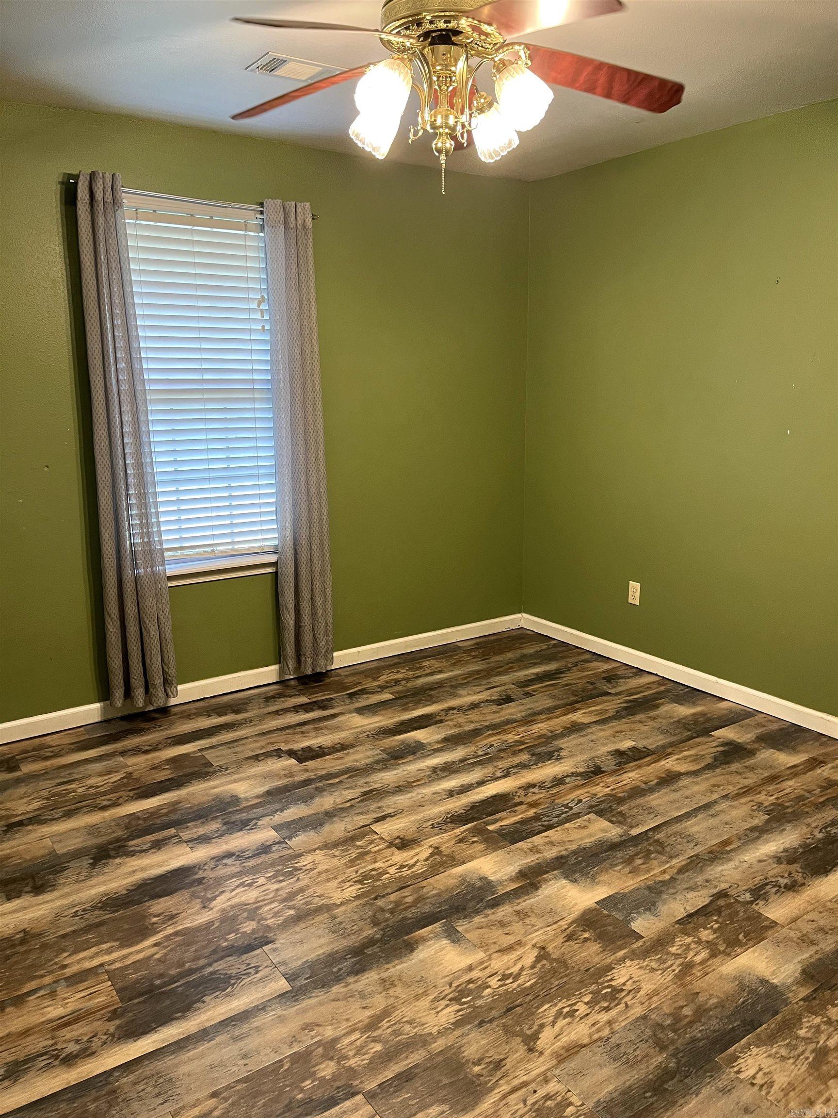 3007  Stonegate  Paragould, AR
