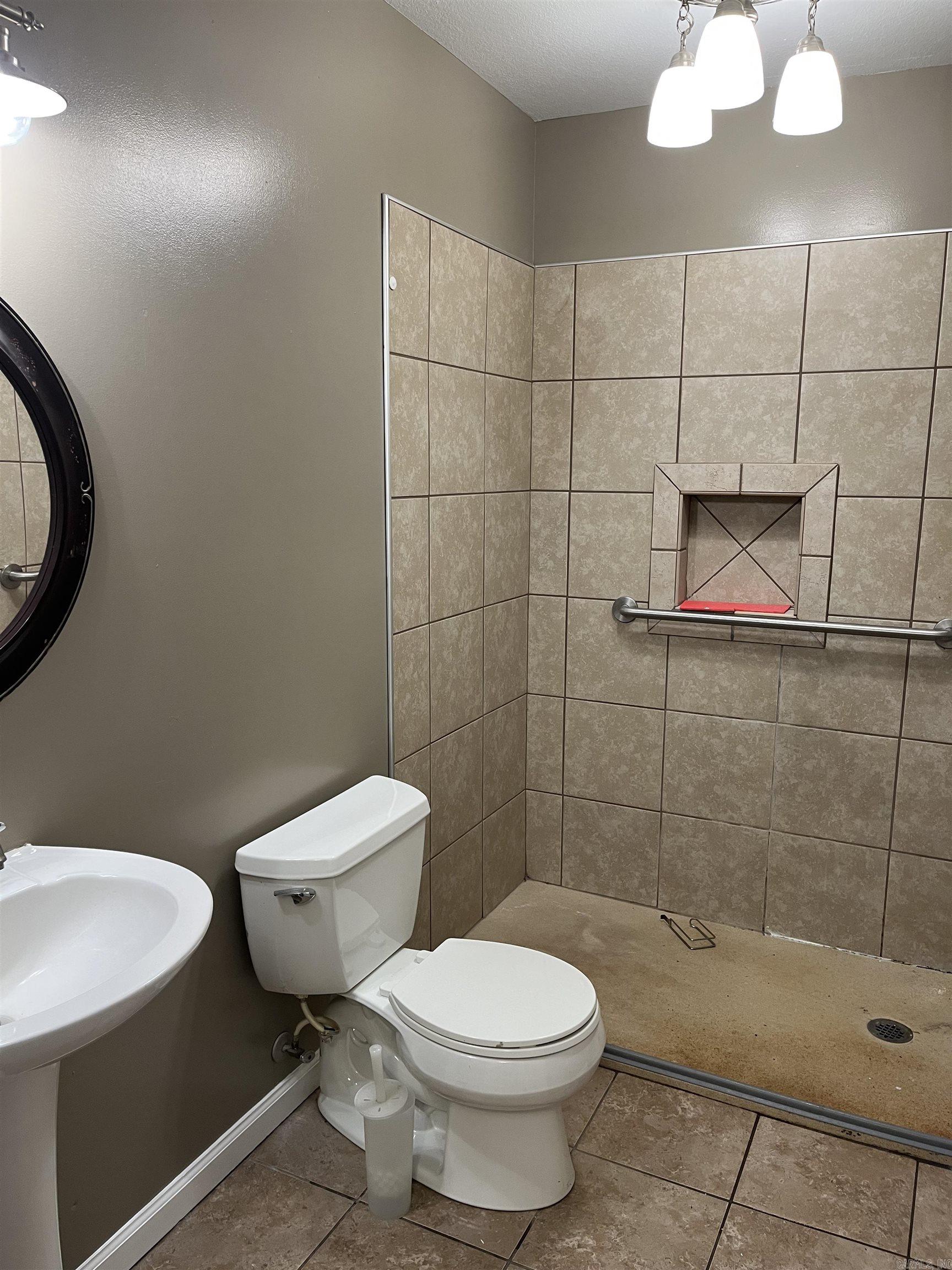 3007  Stonegate  Paragould, AR