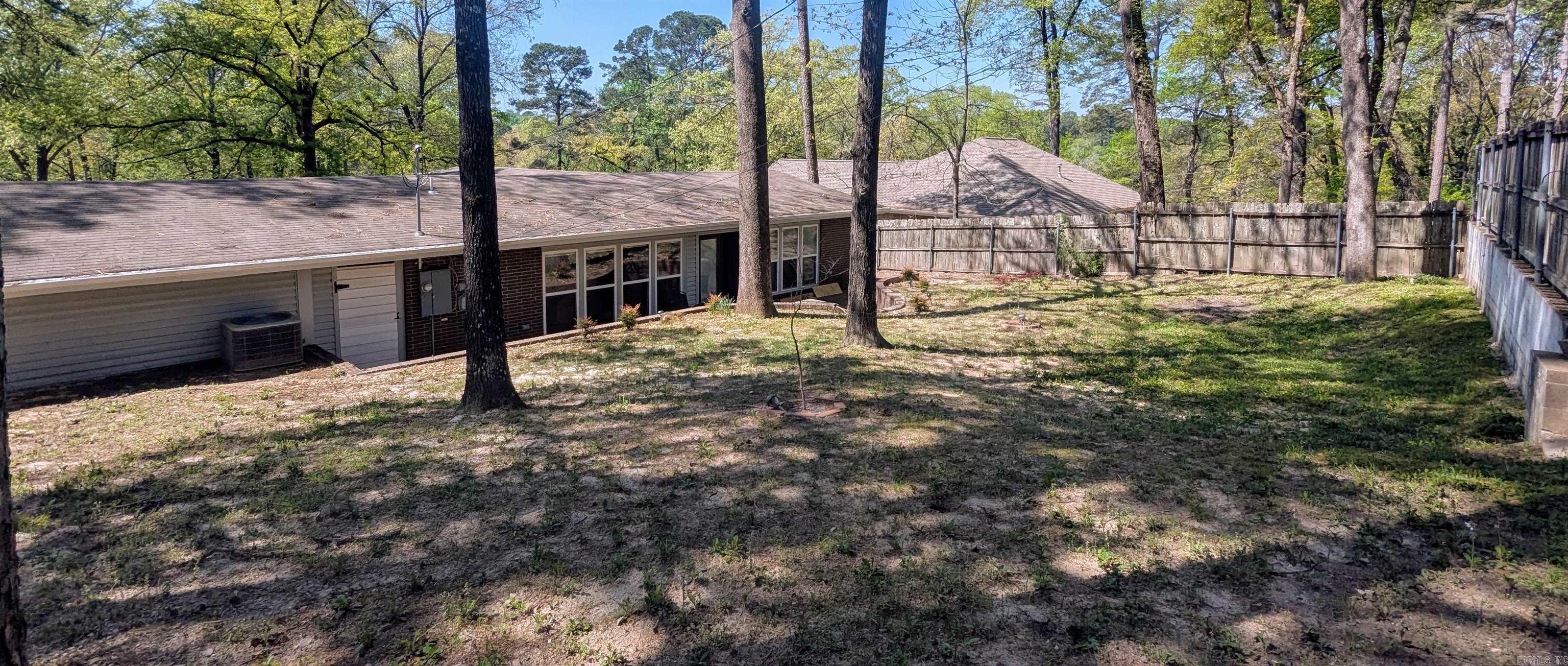 1902  Lynnwood  Benton, AR