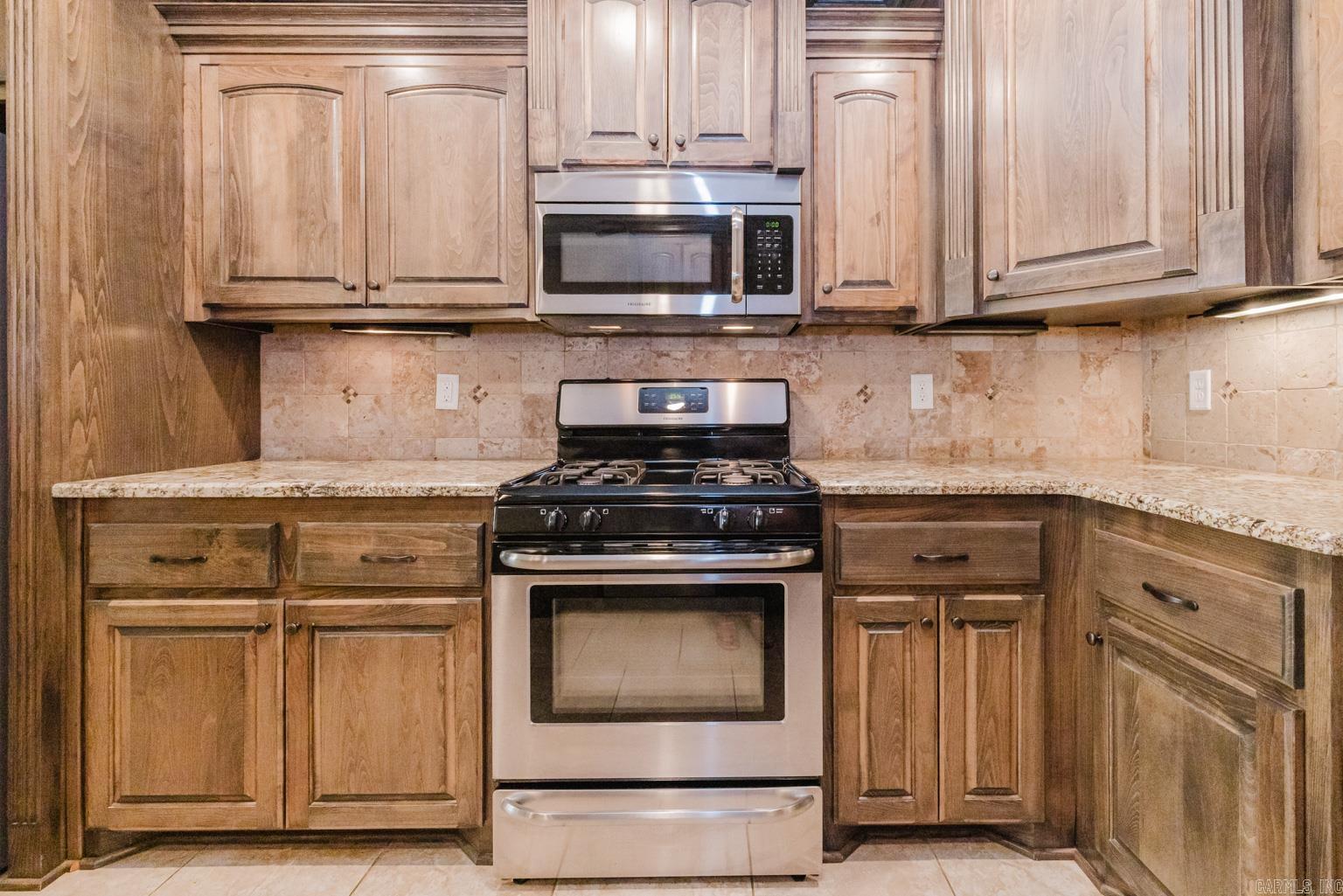 1844  White Oak  Benton, AR