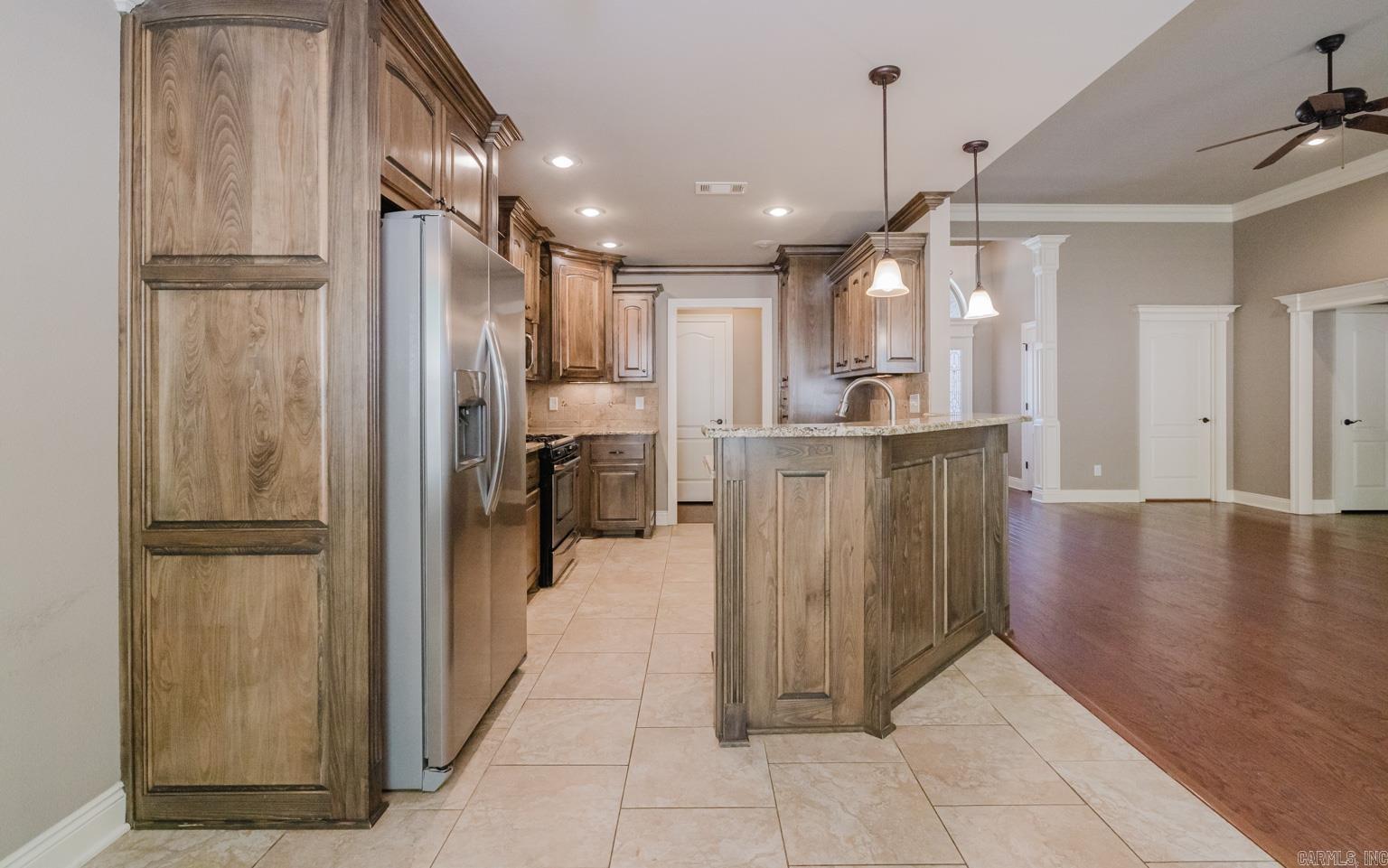 1844  White Oak  Benton, AR