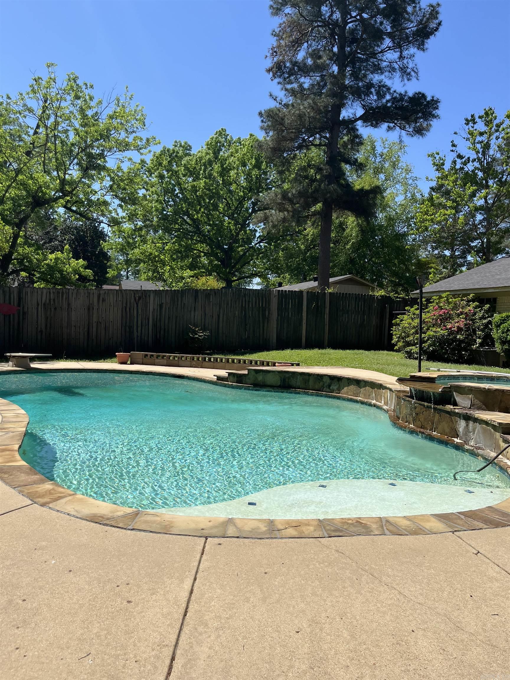 2408  BELAIR  Magnolia, AR