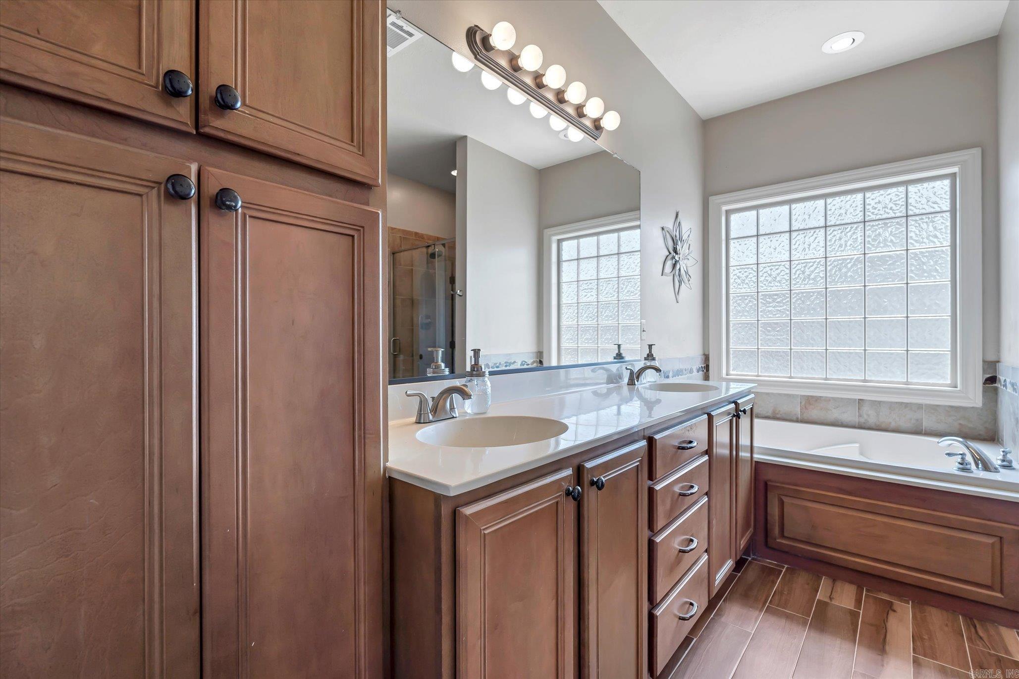 2713 Gallaway Lane Jonesboro, AR 72404