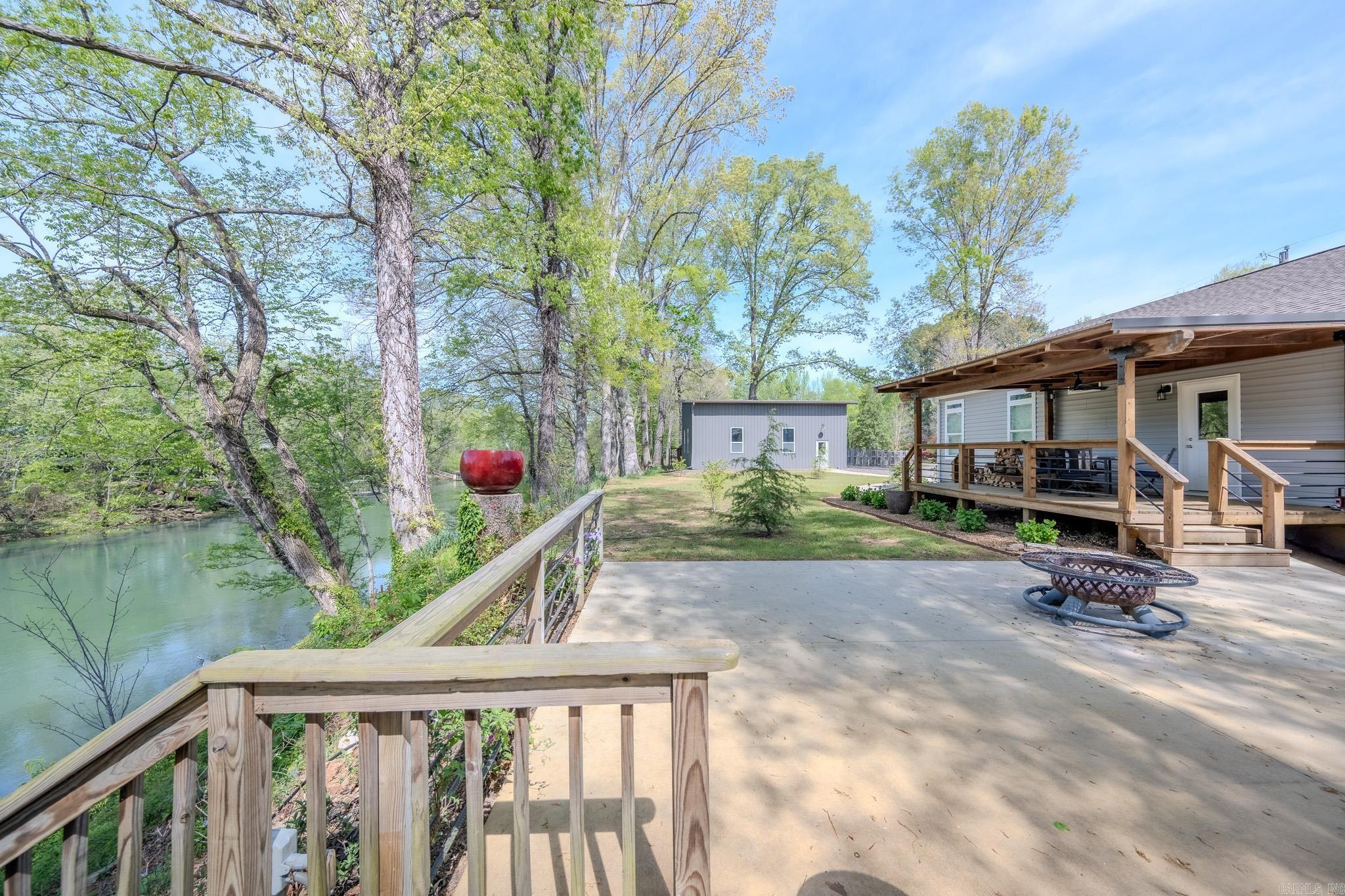 2489  Riverbend  Heber Springs, AR