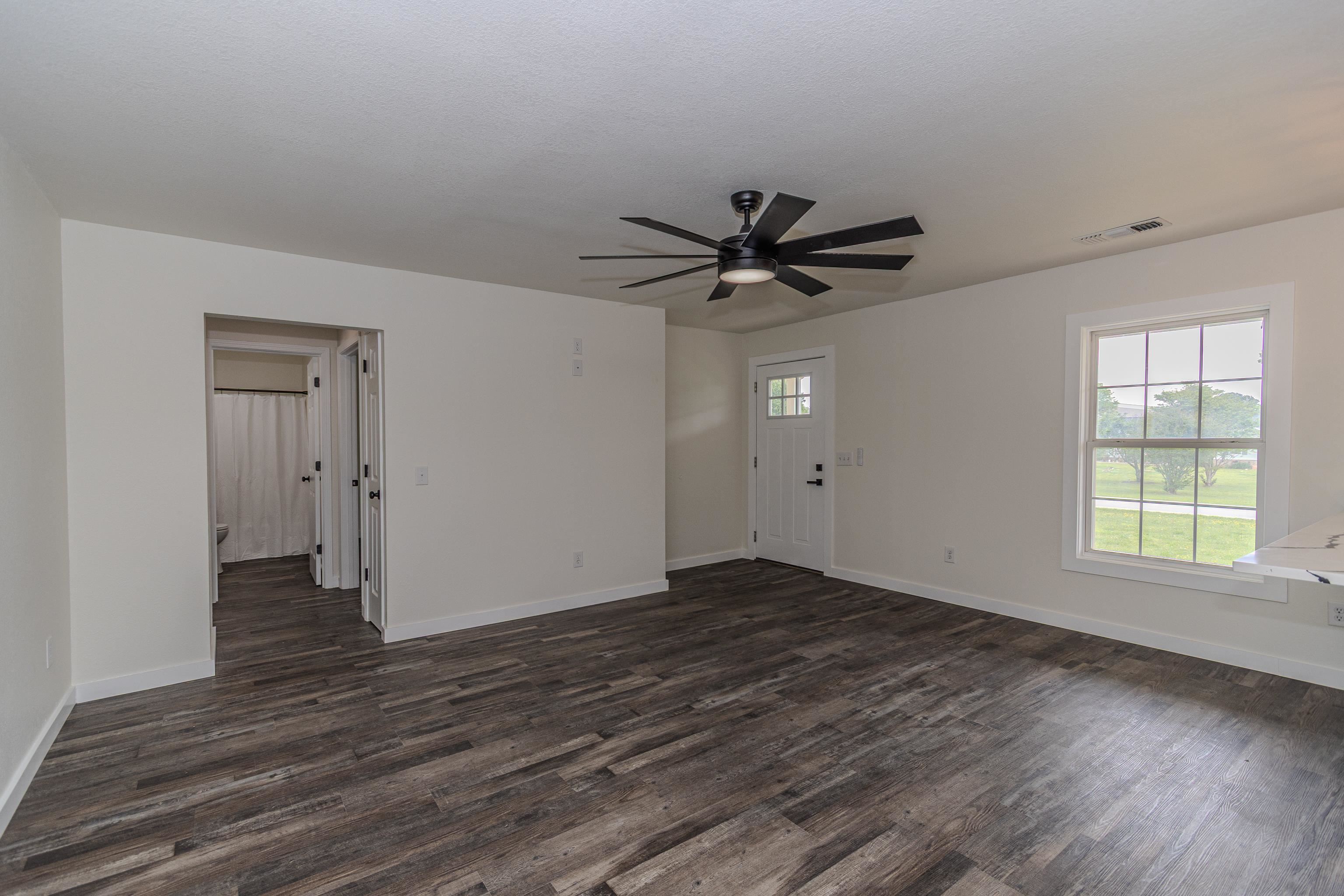 170  VAUGHN  Paragould, AR