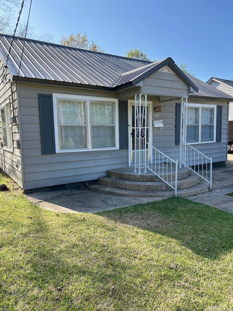 324 S Gabbert  Monticello, AR
