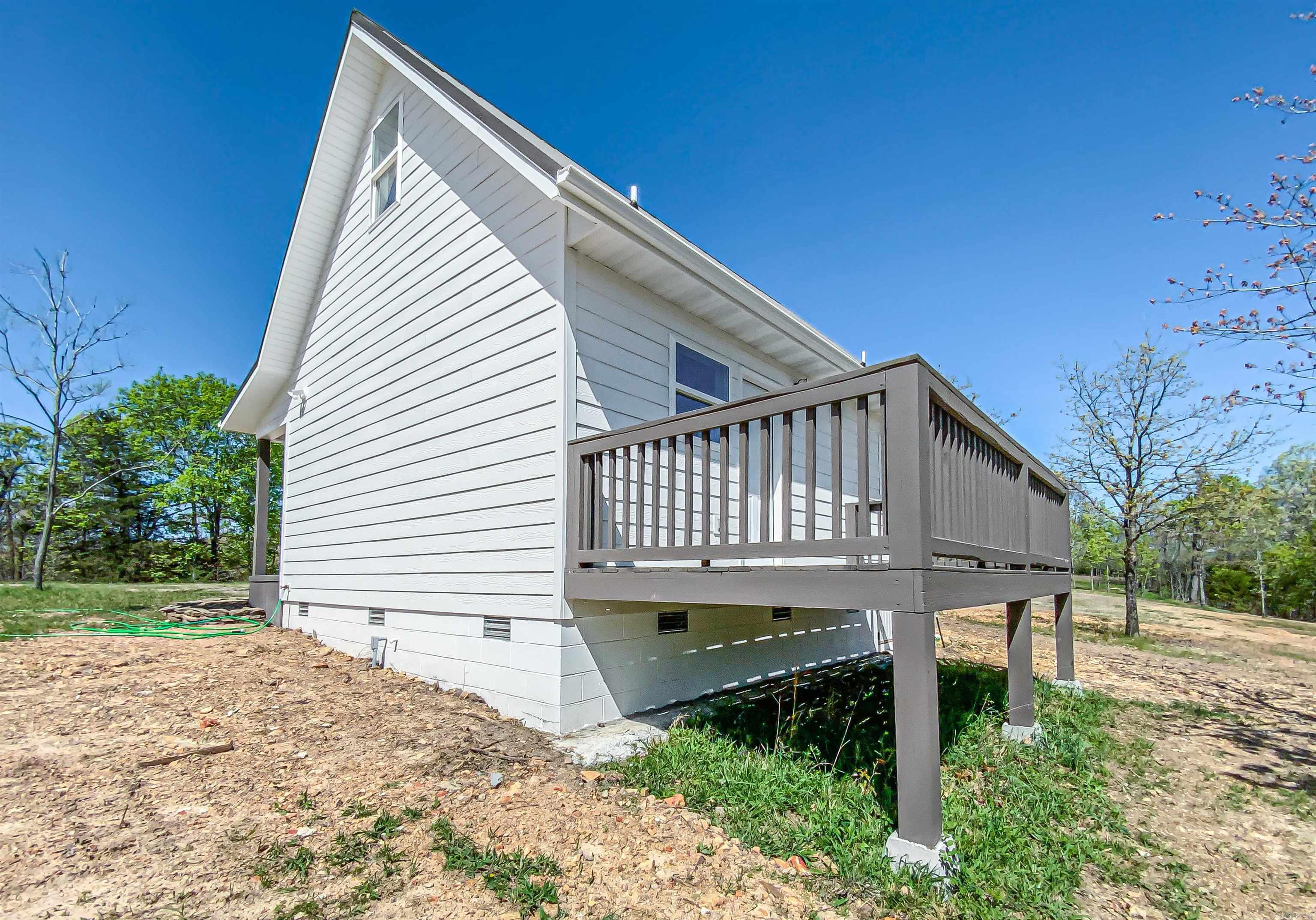 5703  MC 5004  Valley Springs, AR