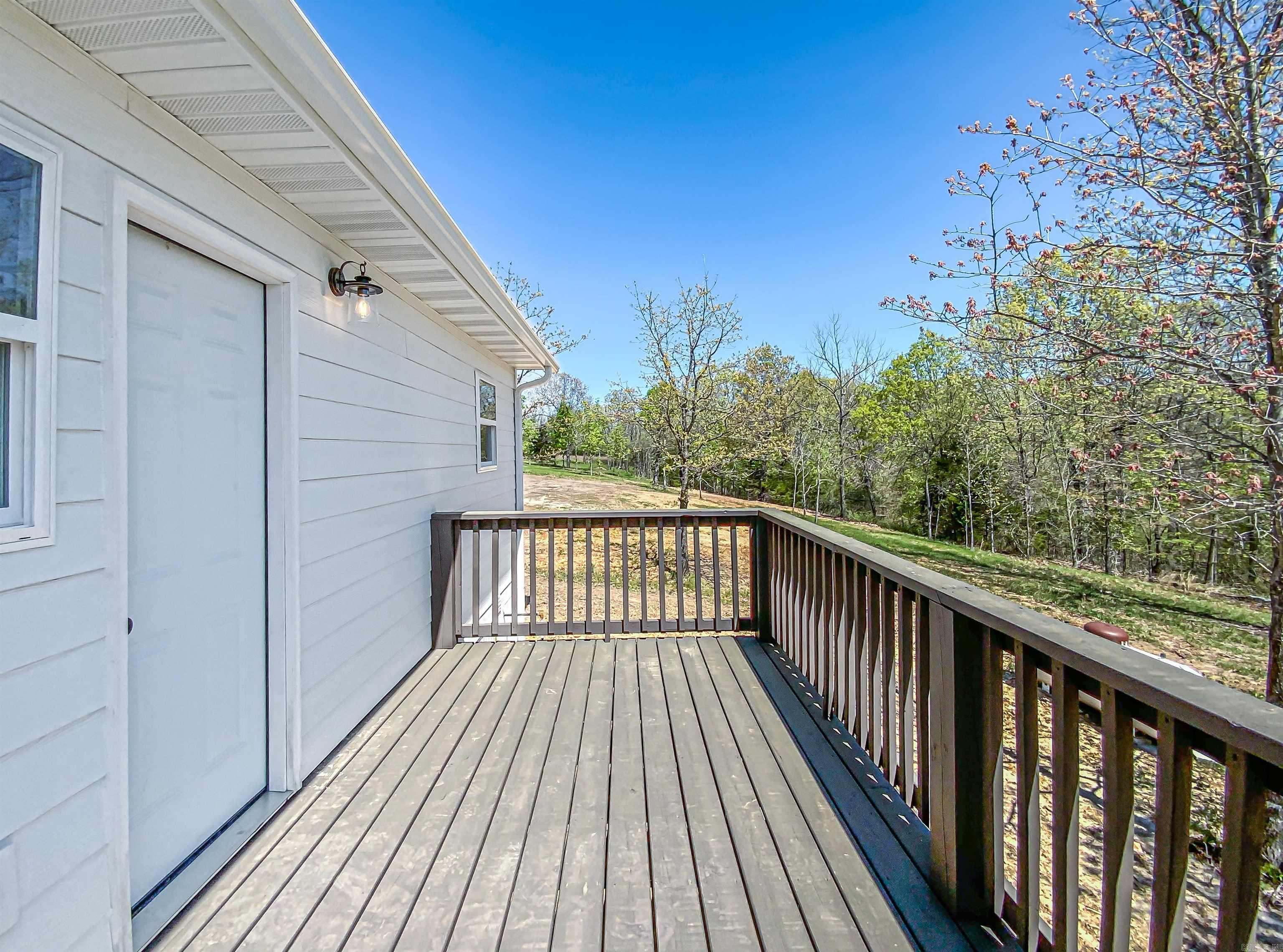 5703  MC 5004  Valley Springs, AR