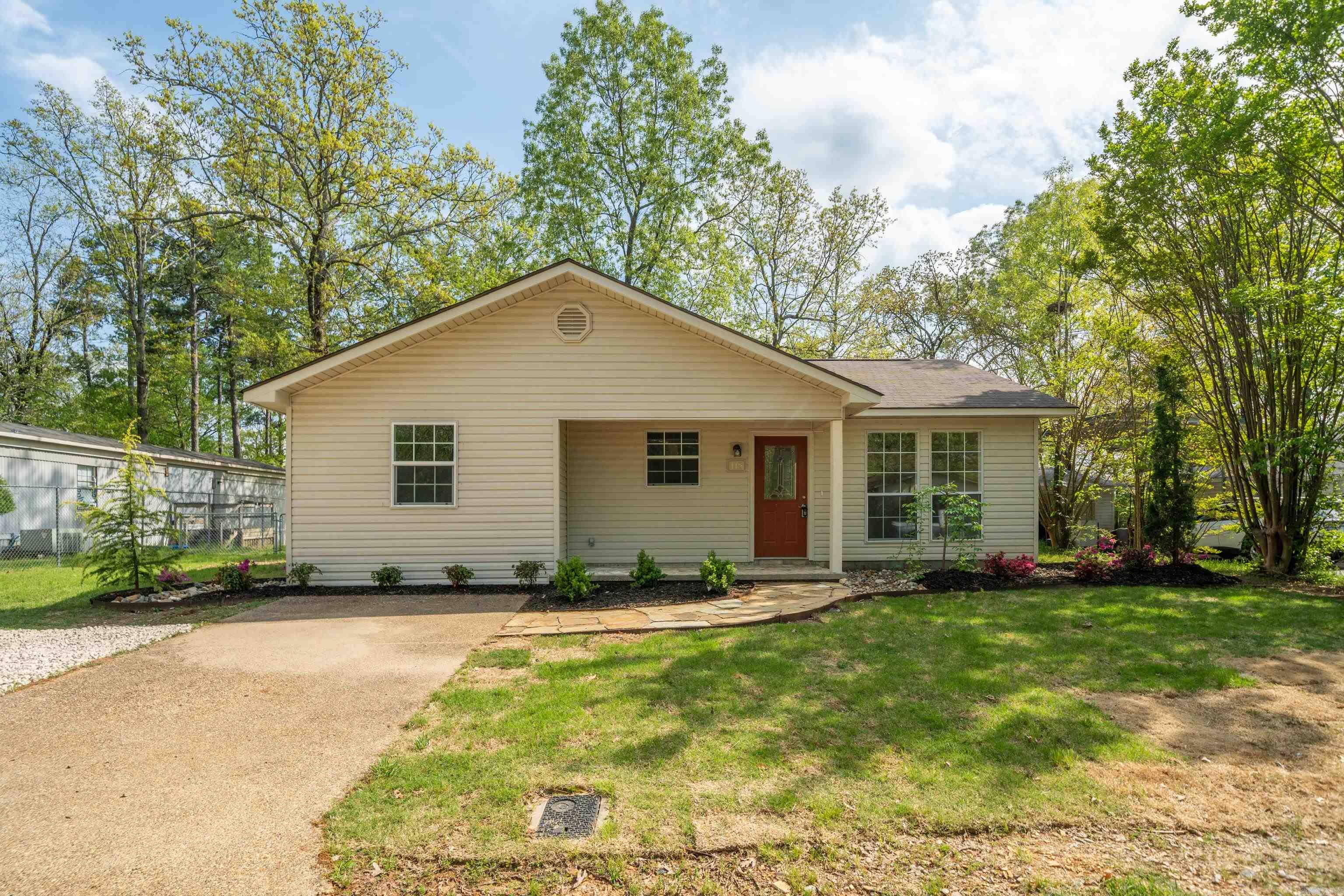 115  Patton  Hot Springs, AR