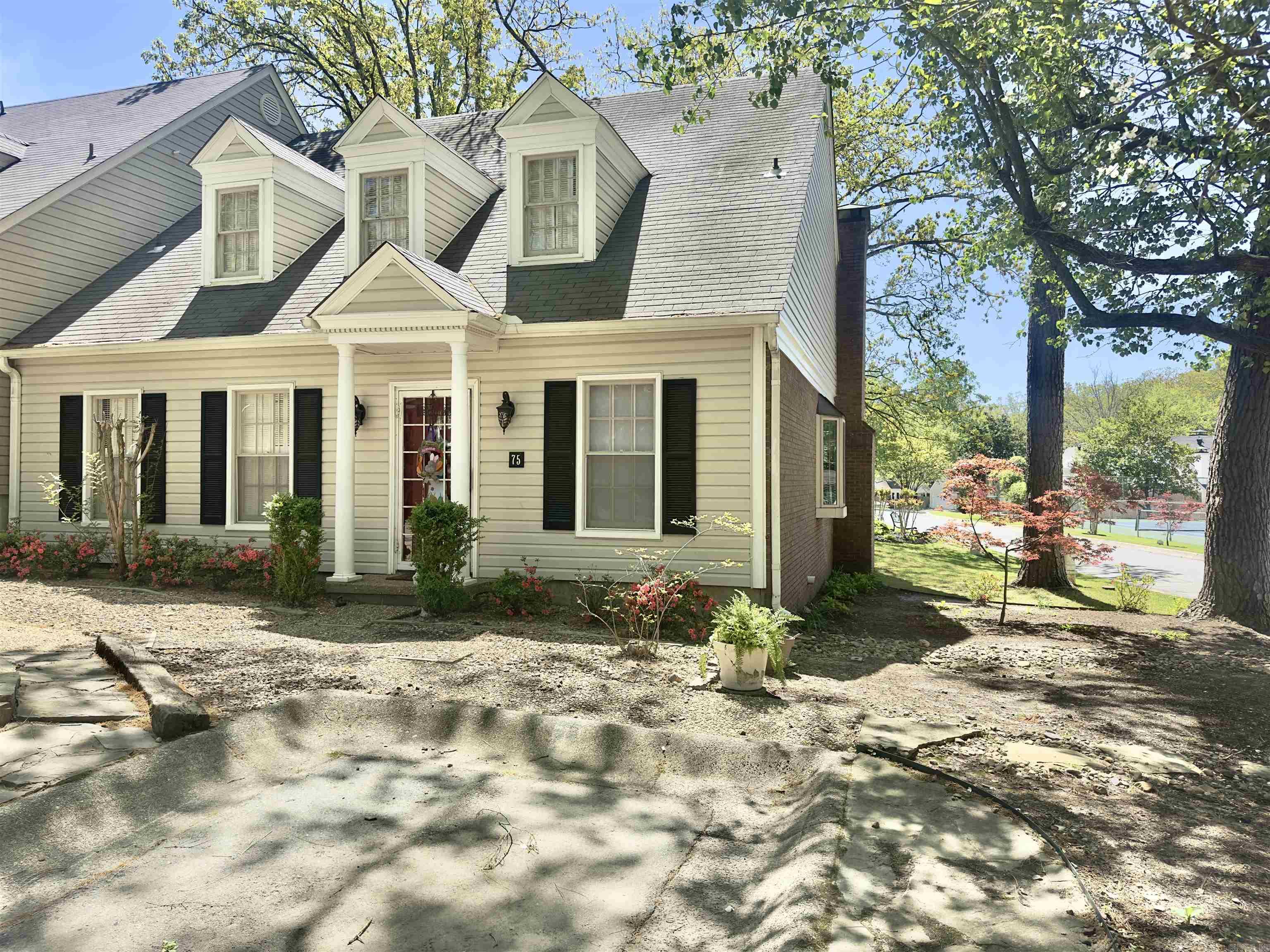 75 Kingsbridge Way
