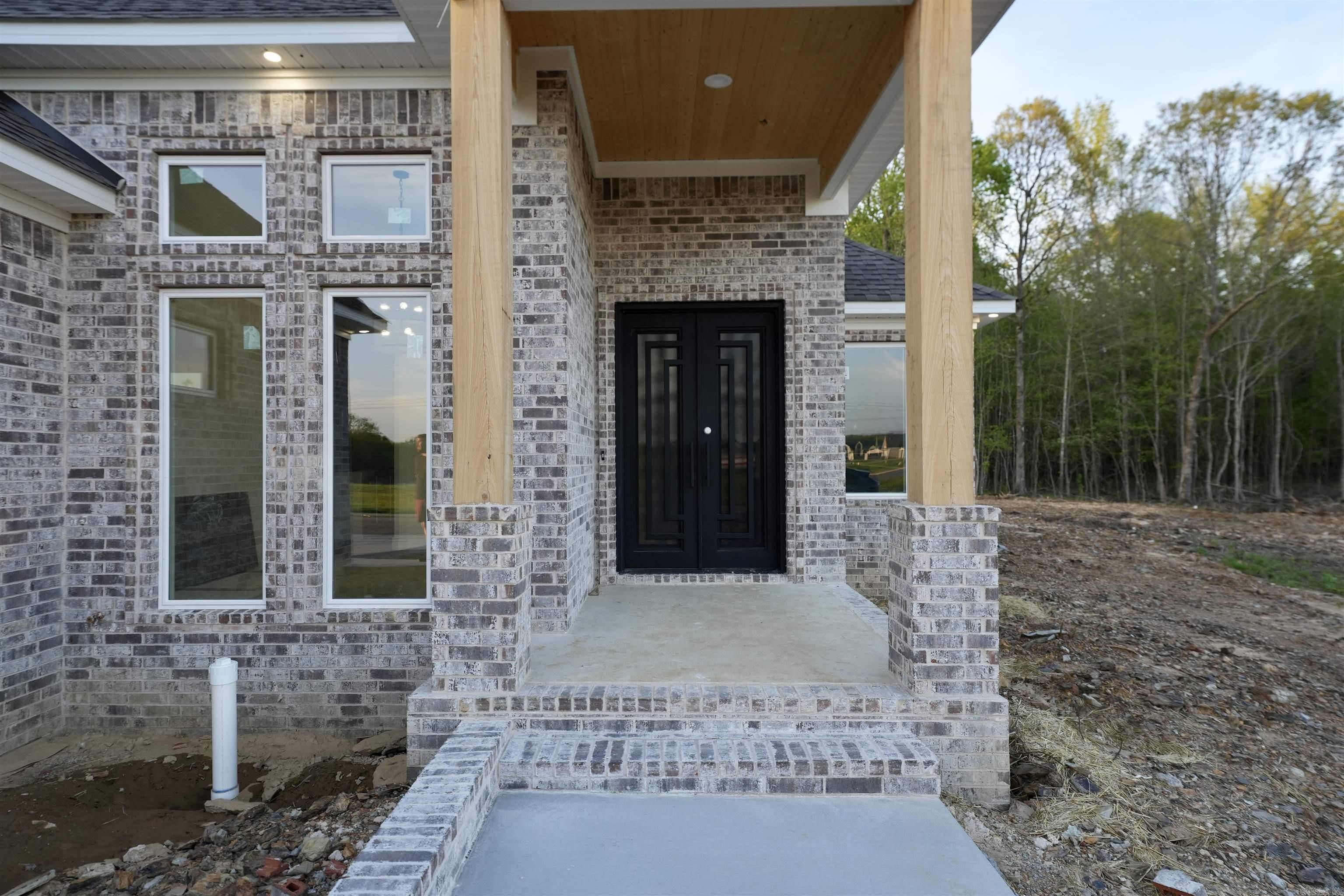 200  Fawnwood  Jacksonville, AR