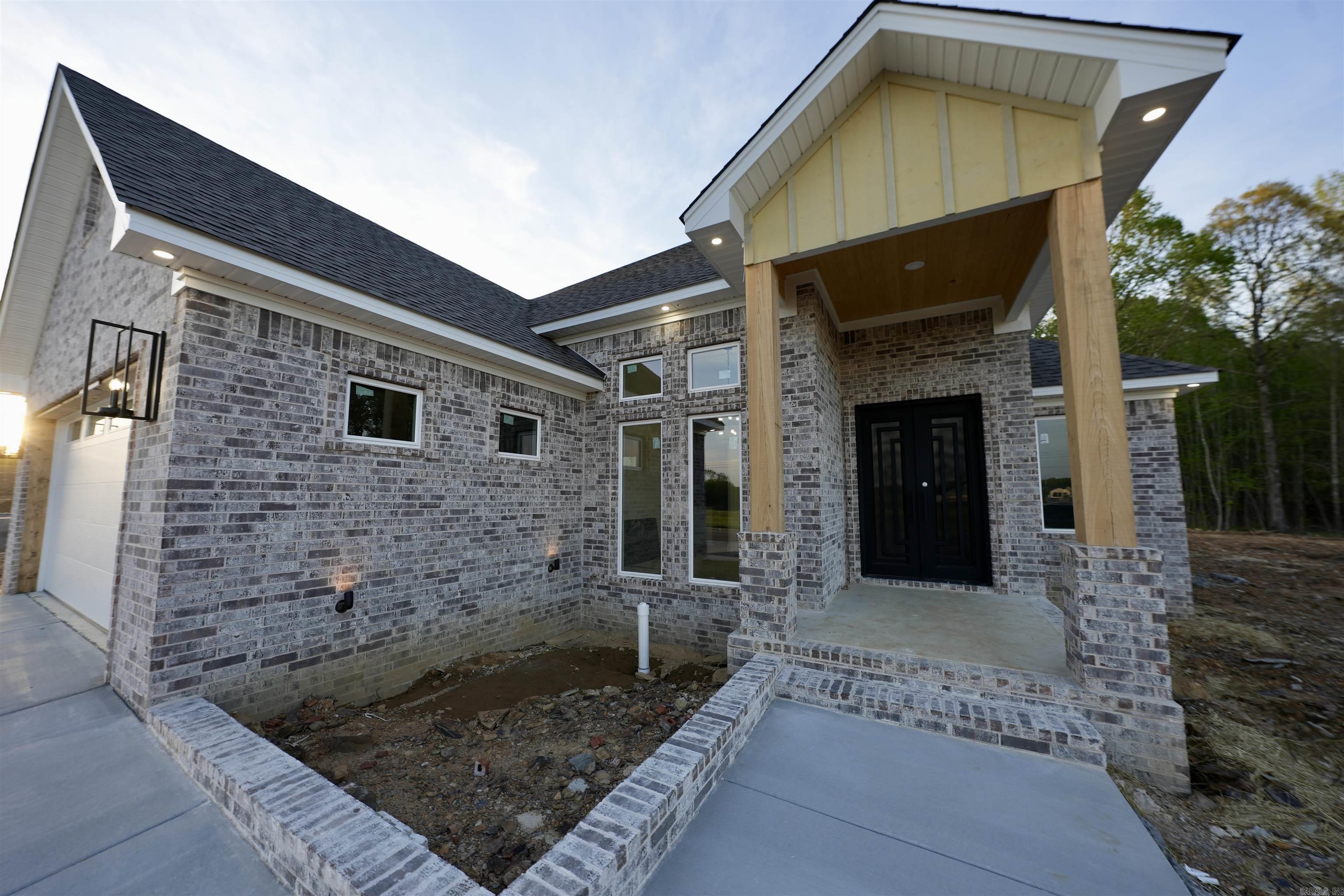 200 Fawnwood  Jacksonville, AR