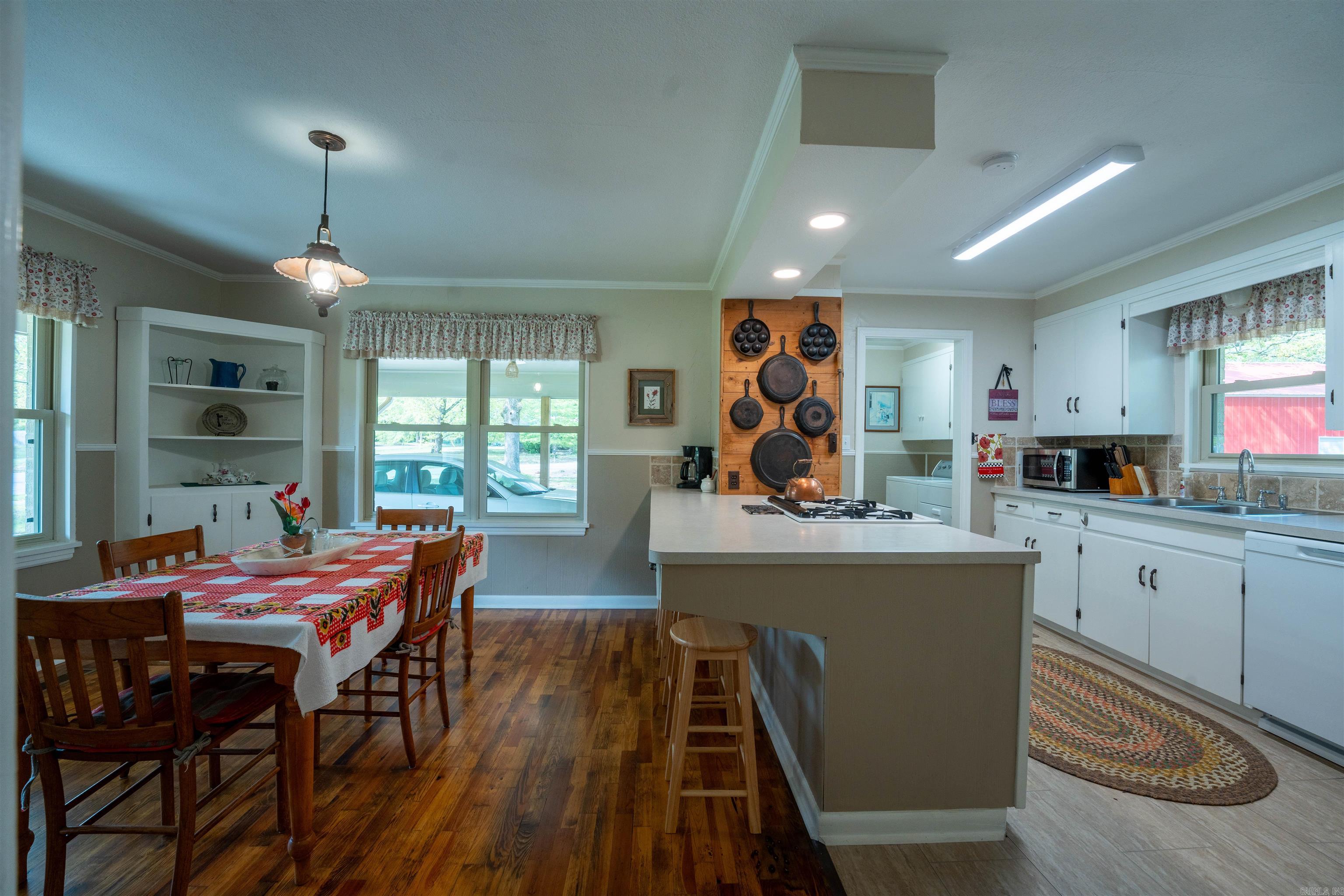 5486  CONGO  Benton, AR