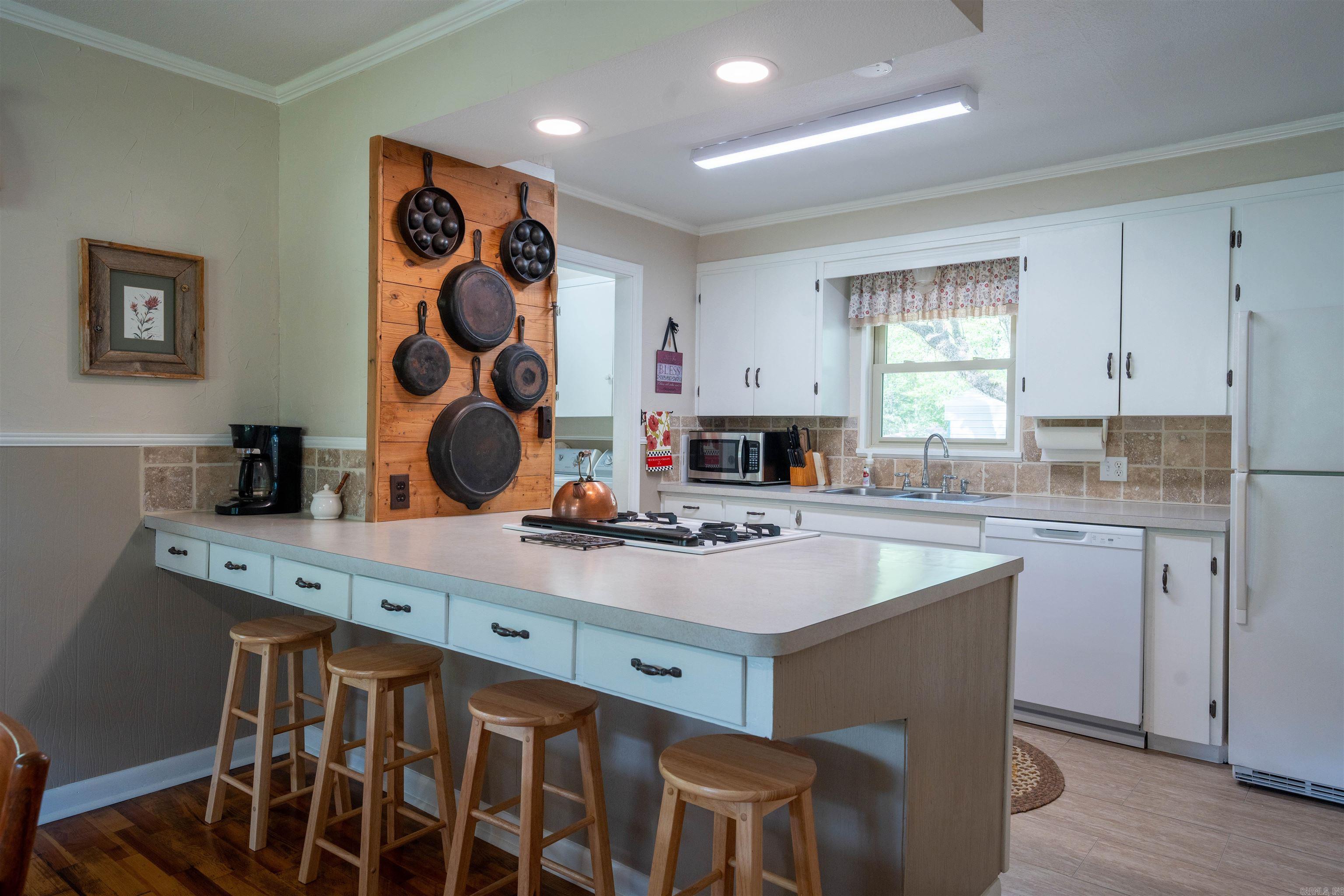 5486  CONGO  Benton, AR