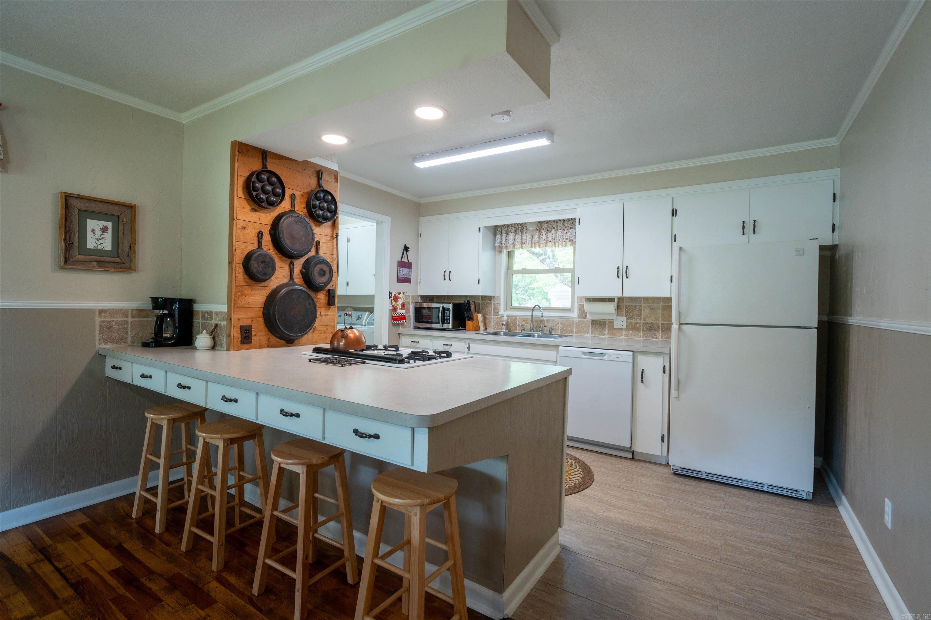 5486  CONGO  Benton, AR