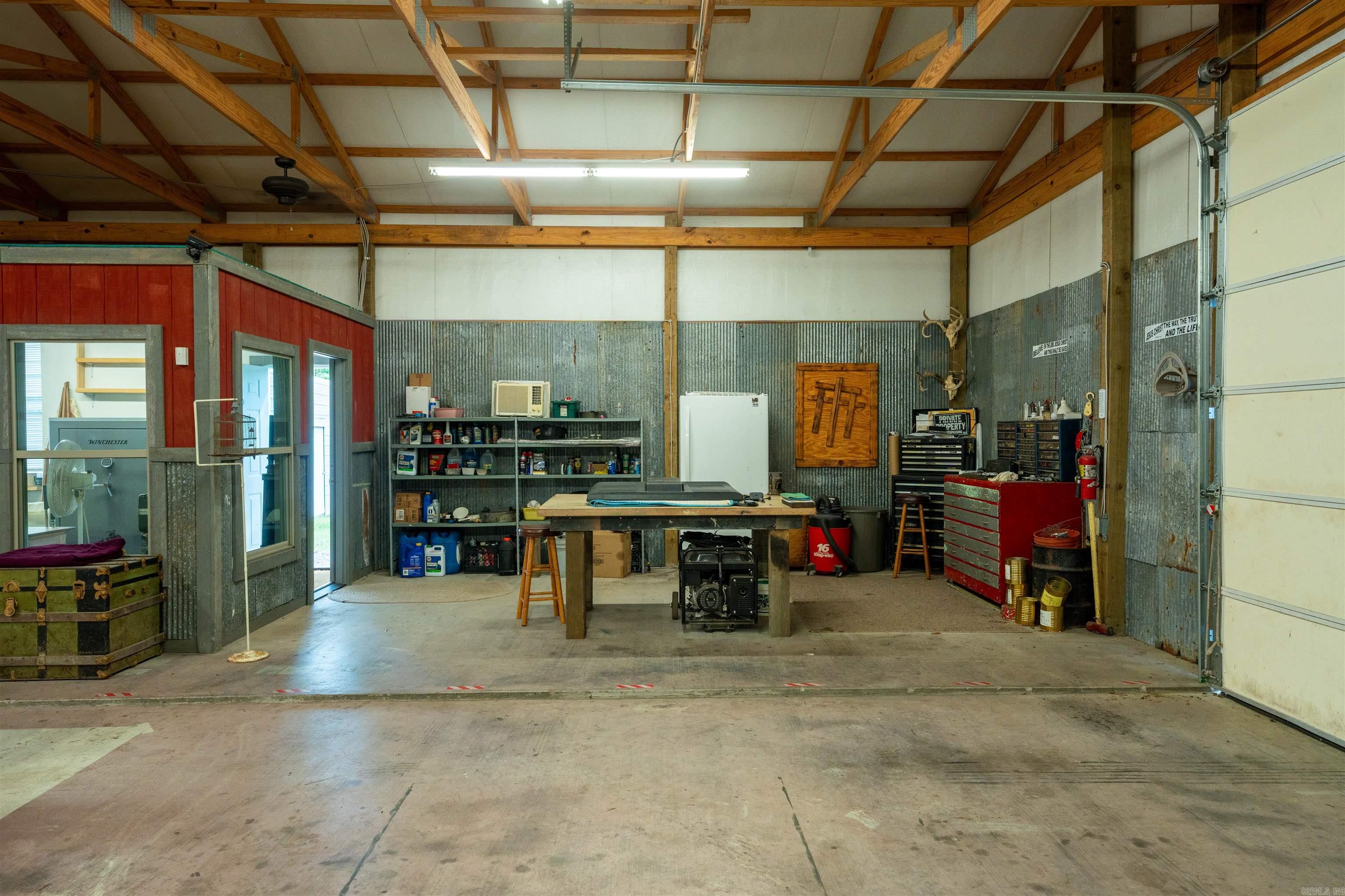5486  CONGO  Benton, AR