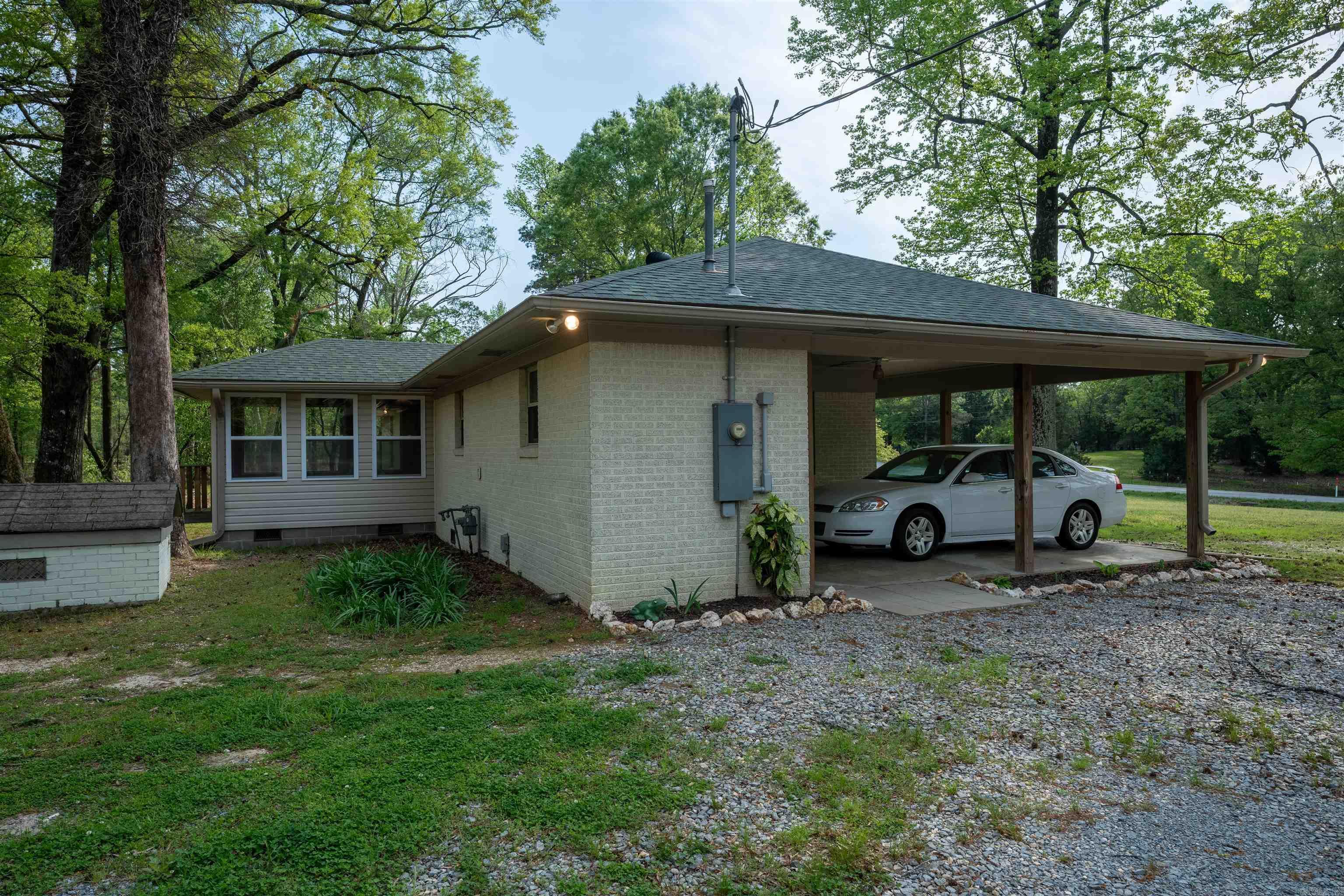 5486  CONGO  Benton, AR