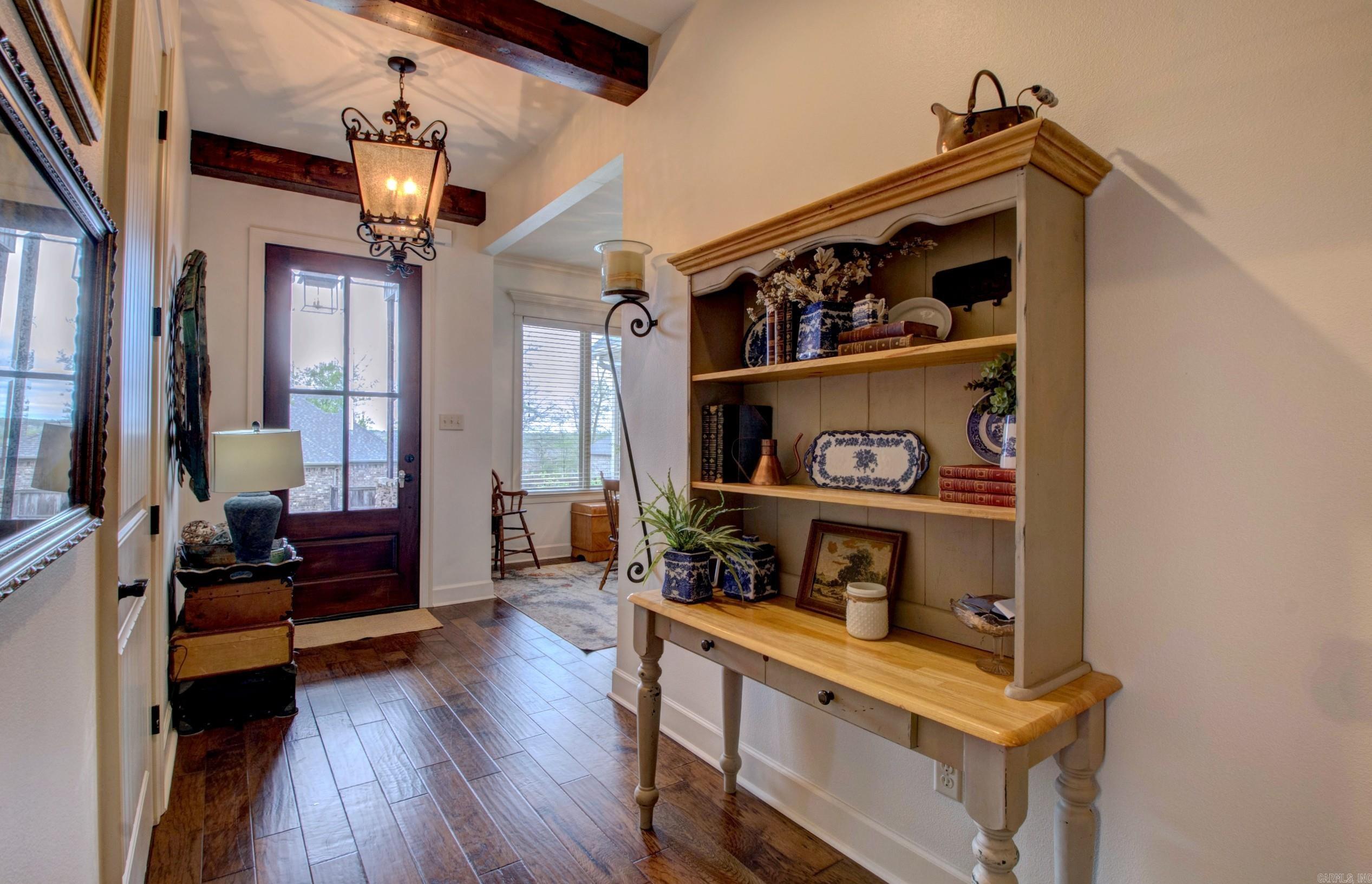 2136  Avondale  Benton, AR