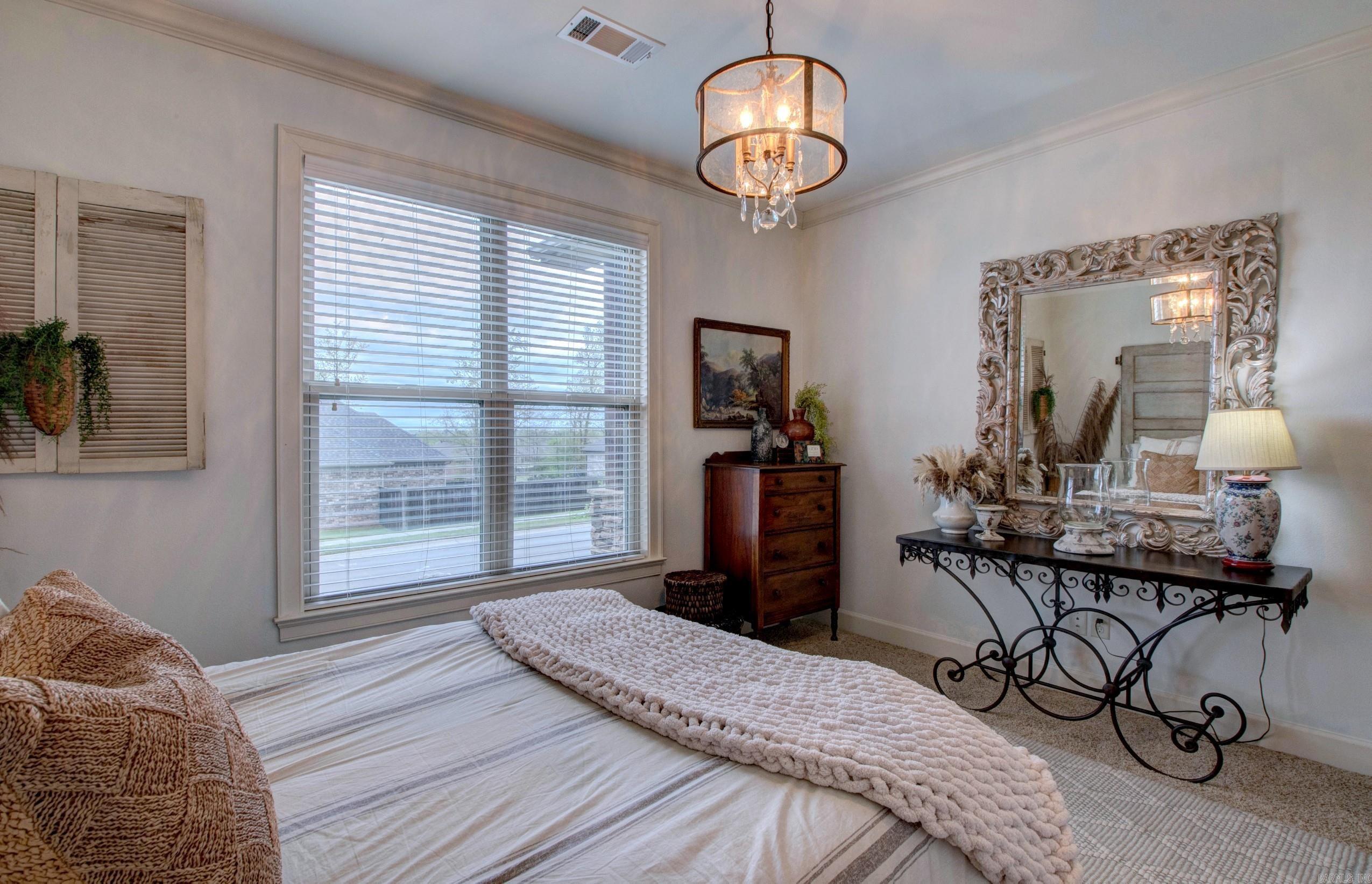 2136  Avondale  Benton, AR