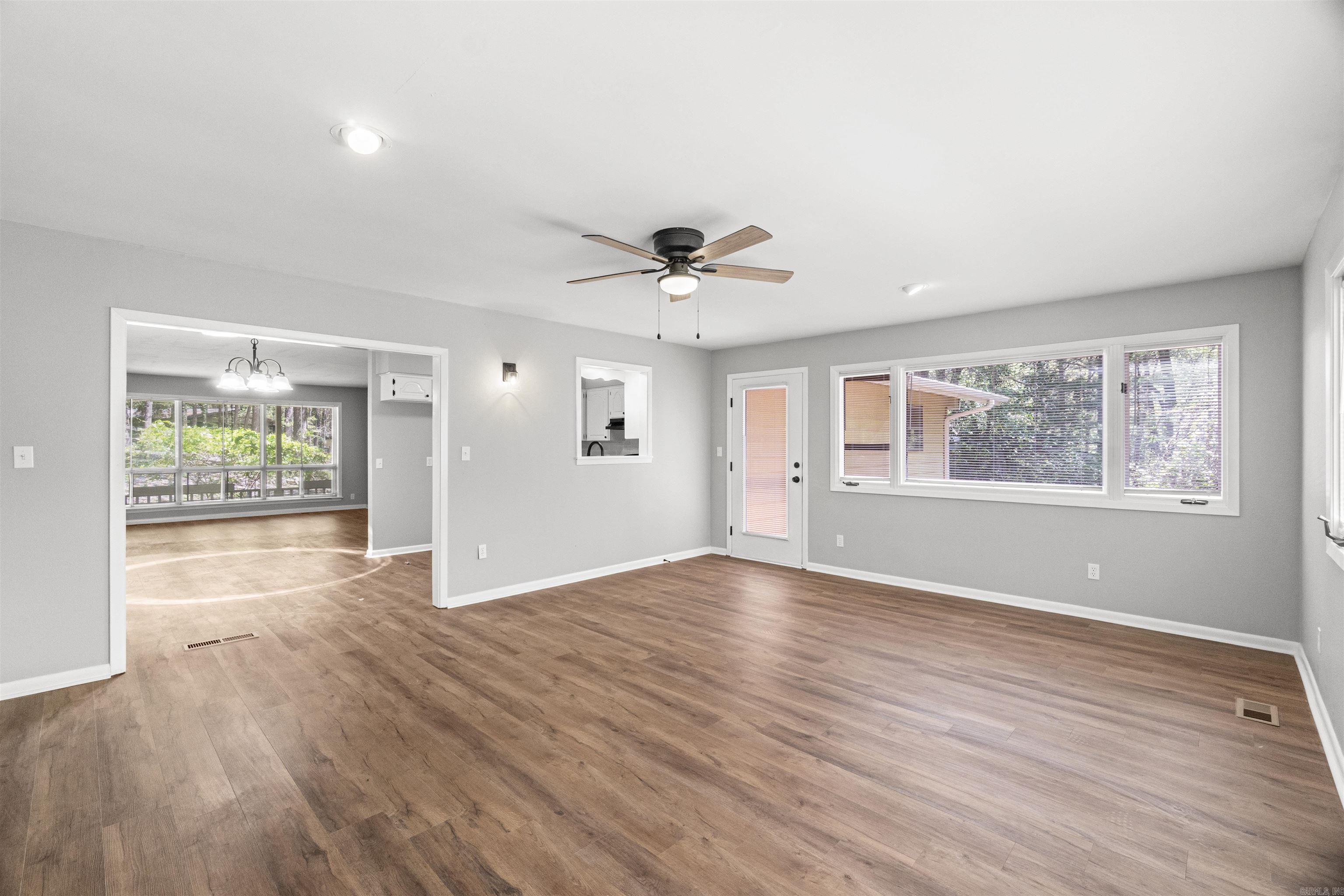 13  Silla  Hot Springs Village, AR