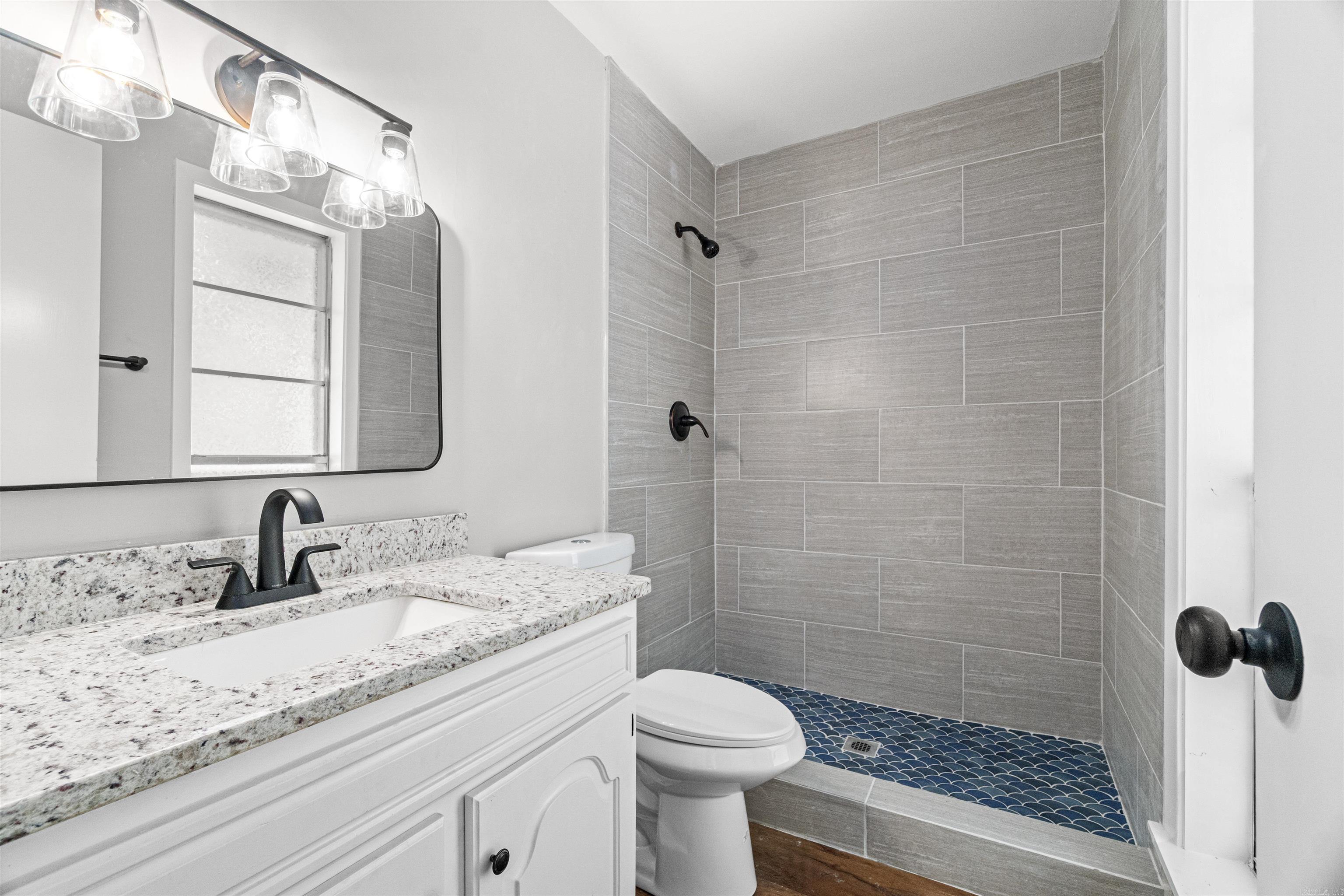 13  Silla  Hot Springs Village, AR