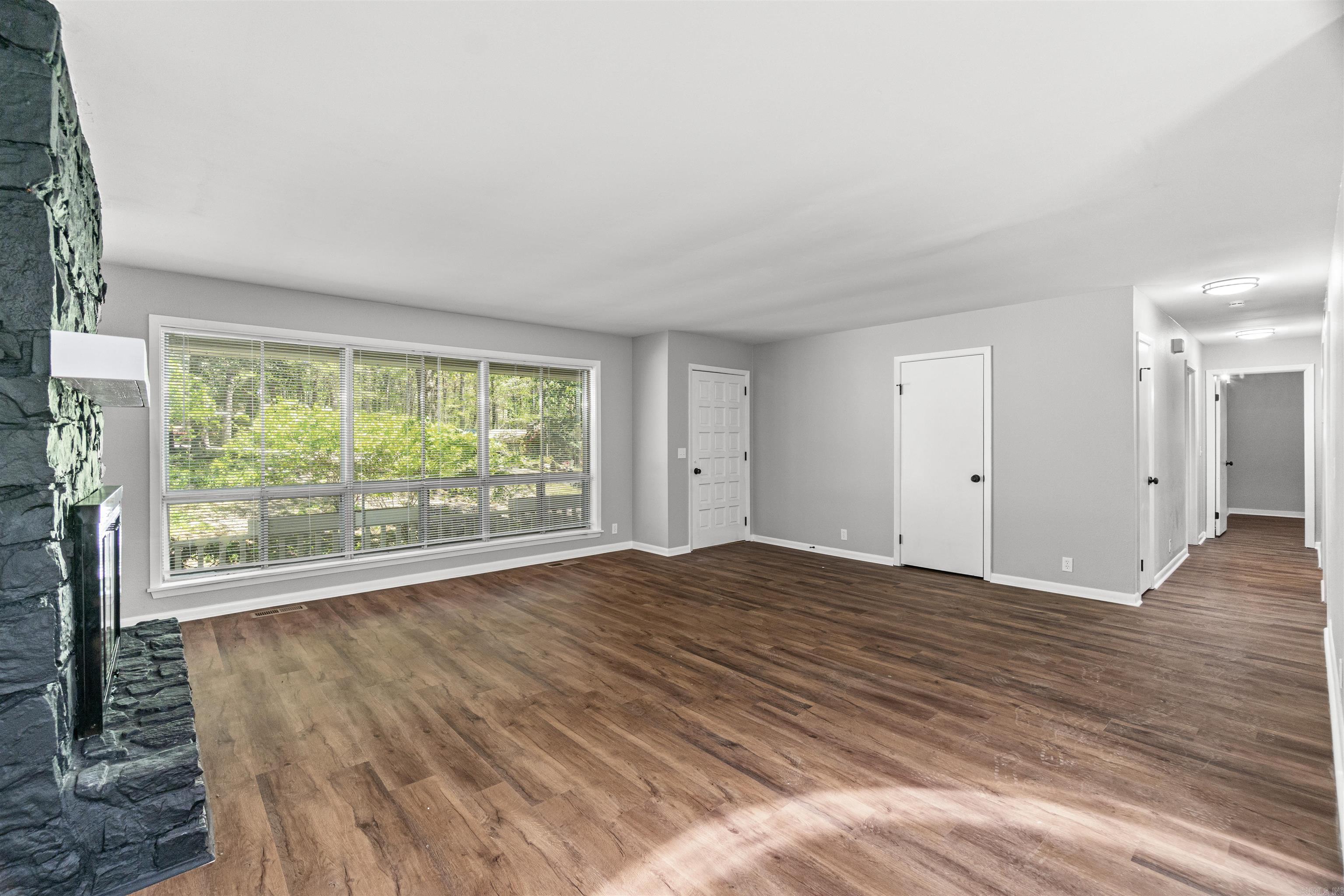 13  Silla  Hot Springs Village, AR