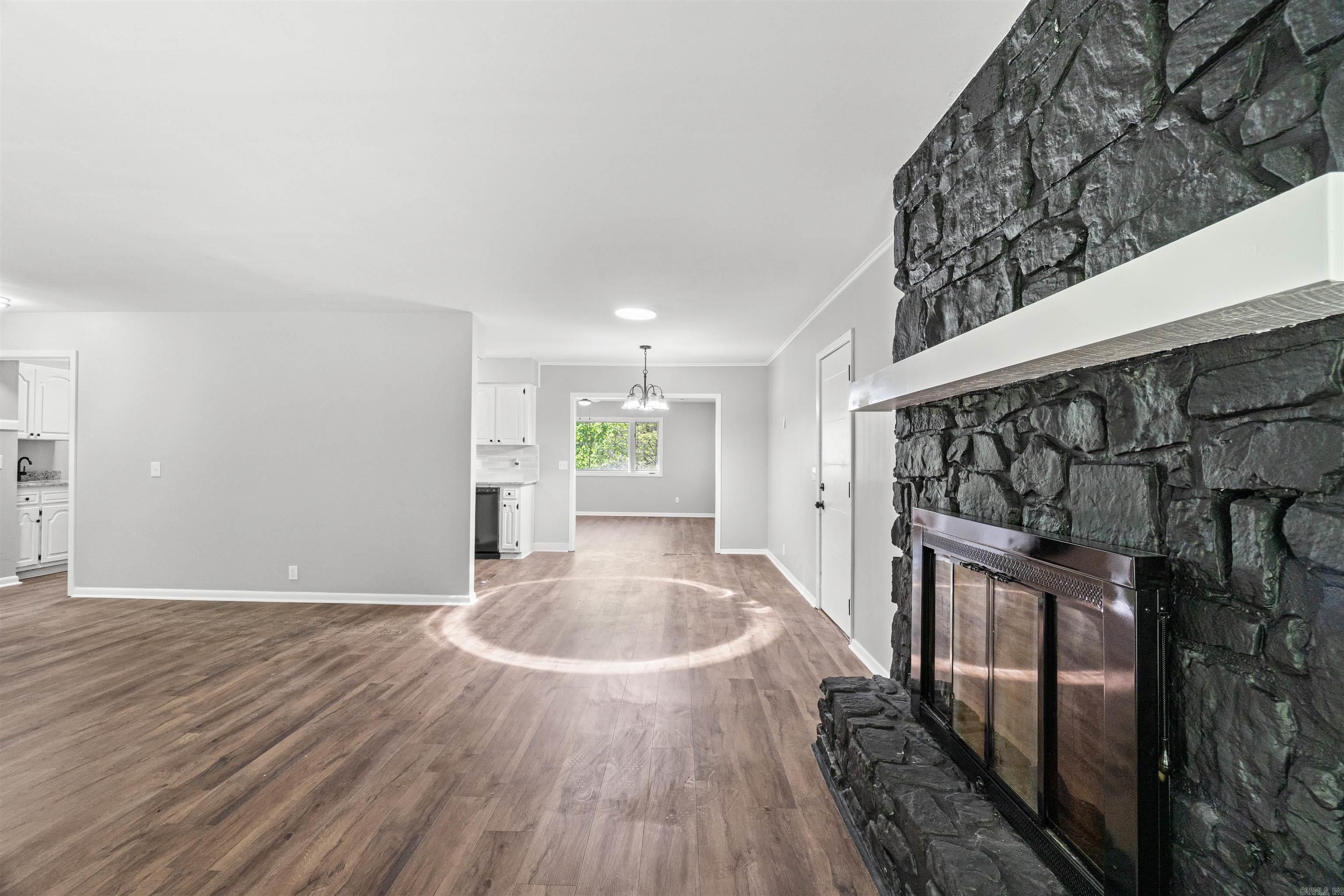 13  Silla  Hot Springs Village, AR