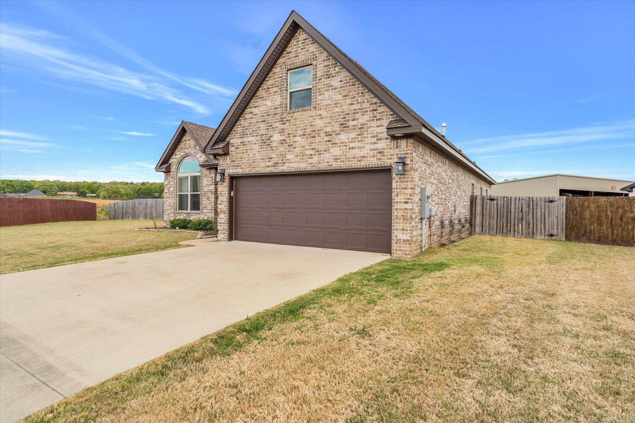 2918 Sierra Ct. Jonesboro, AR 72404-7107