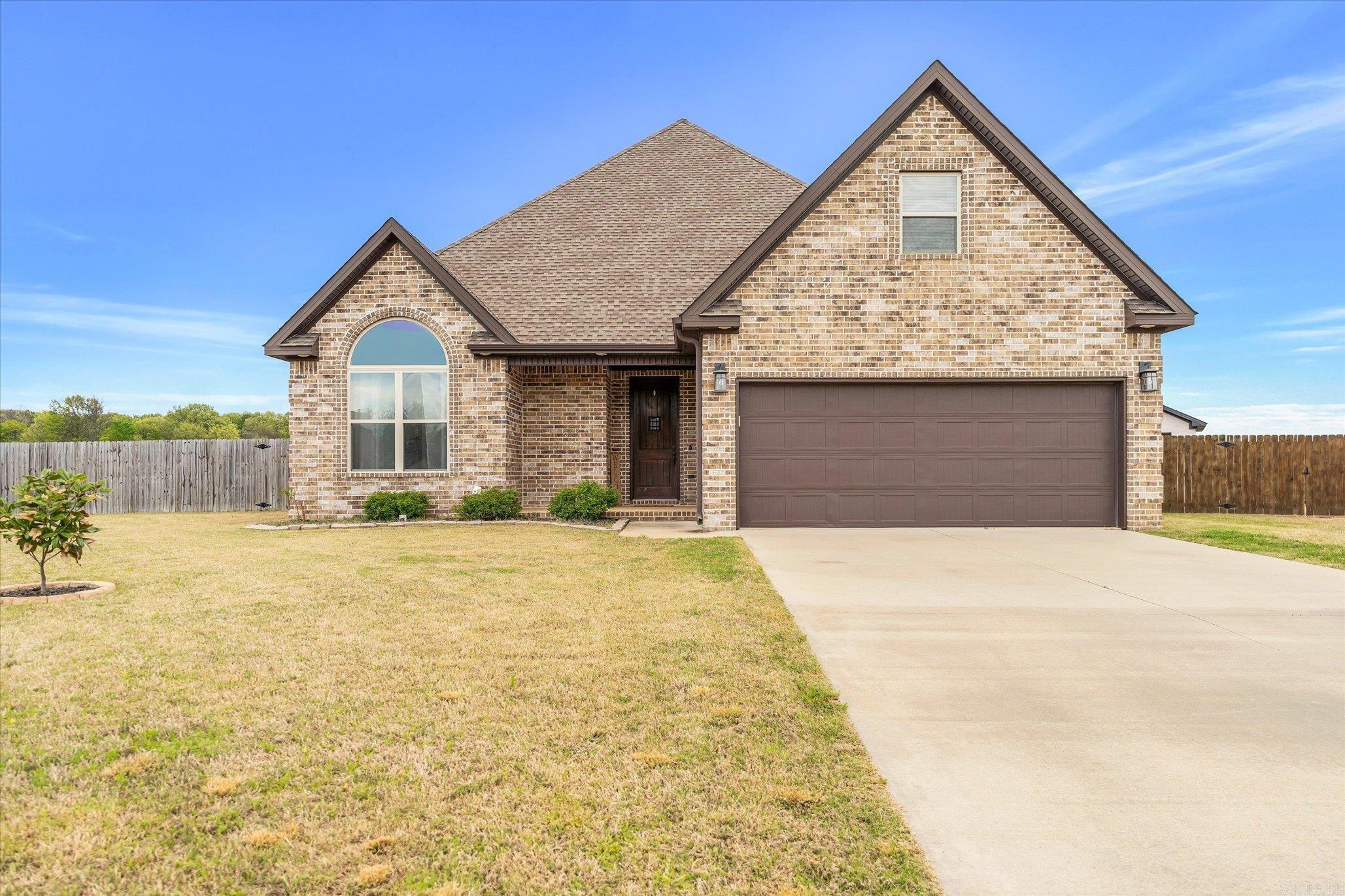 2918 Sierra Ct. Jonesboro, AR 72404-7107