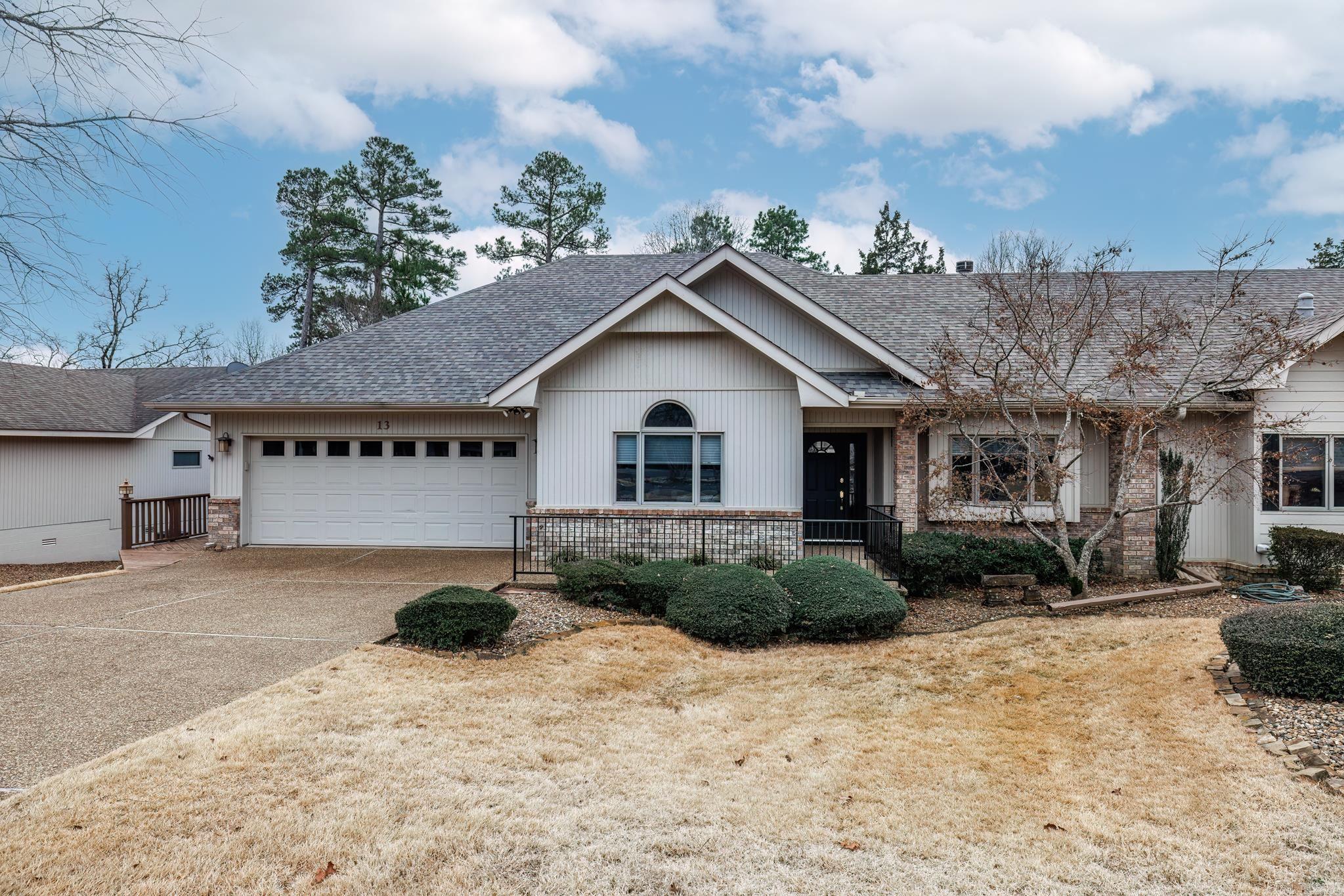 13  Arista Ln  Hot Springs Village, AR