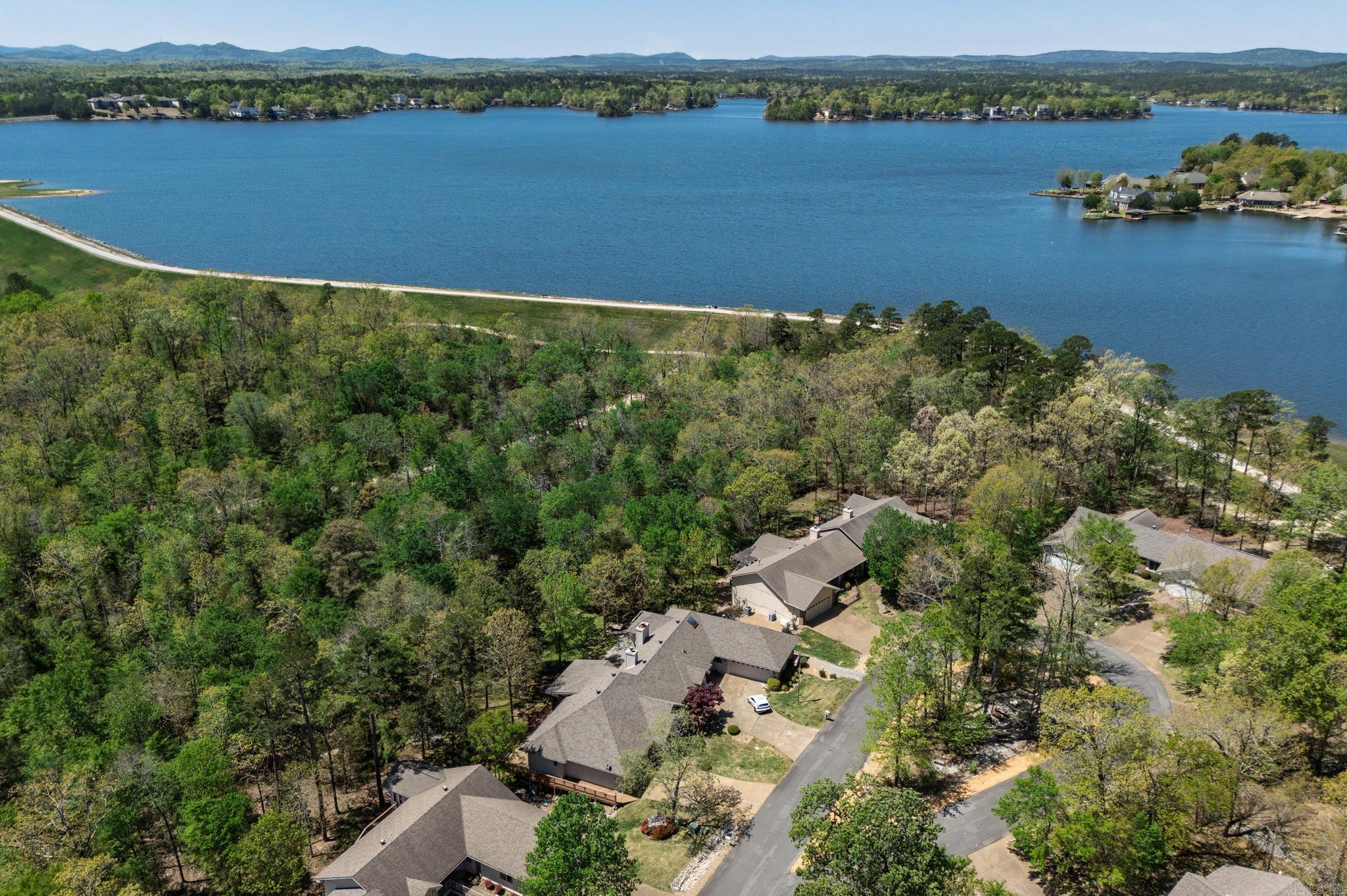 13  Arista Ln  Hot Springs Village, AR
