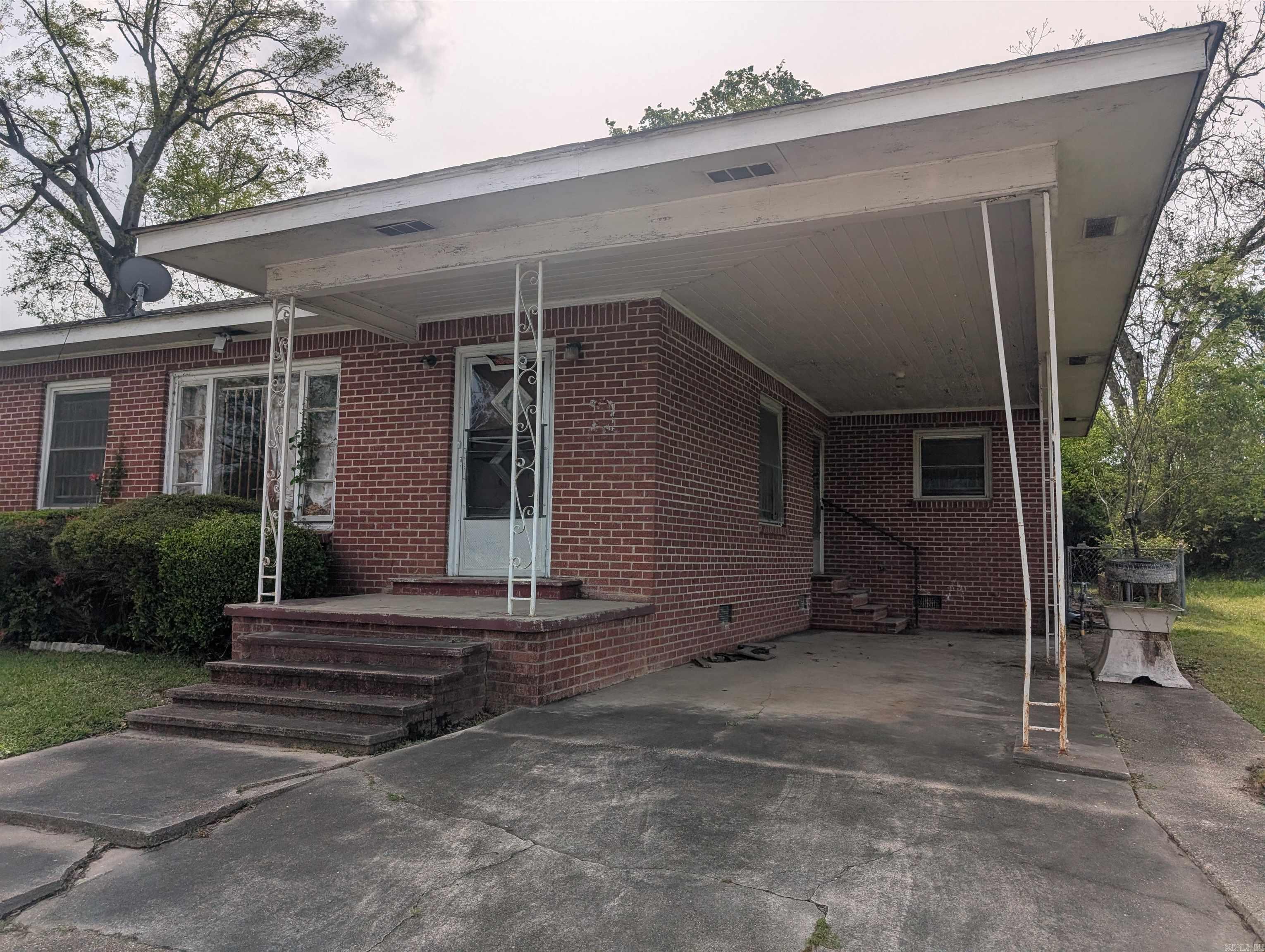 604  Short Ave  Camden, AR