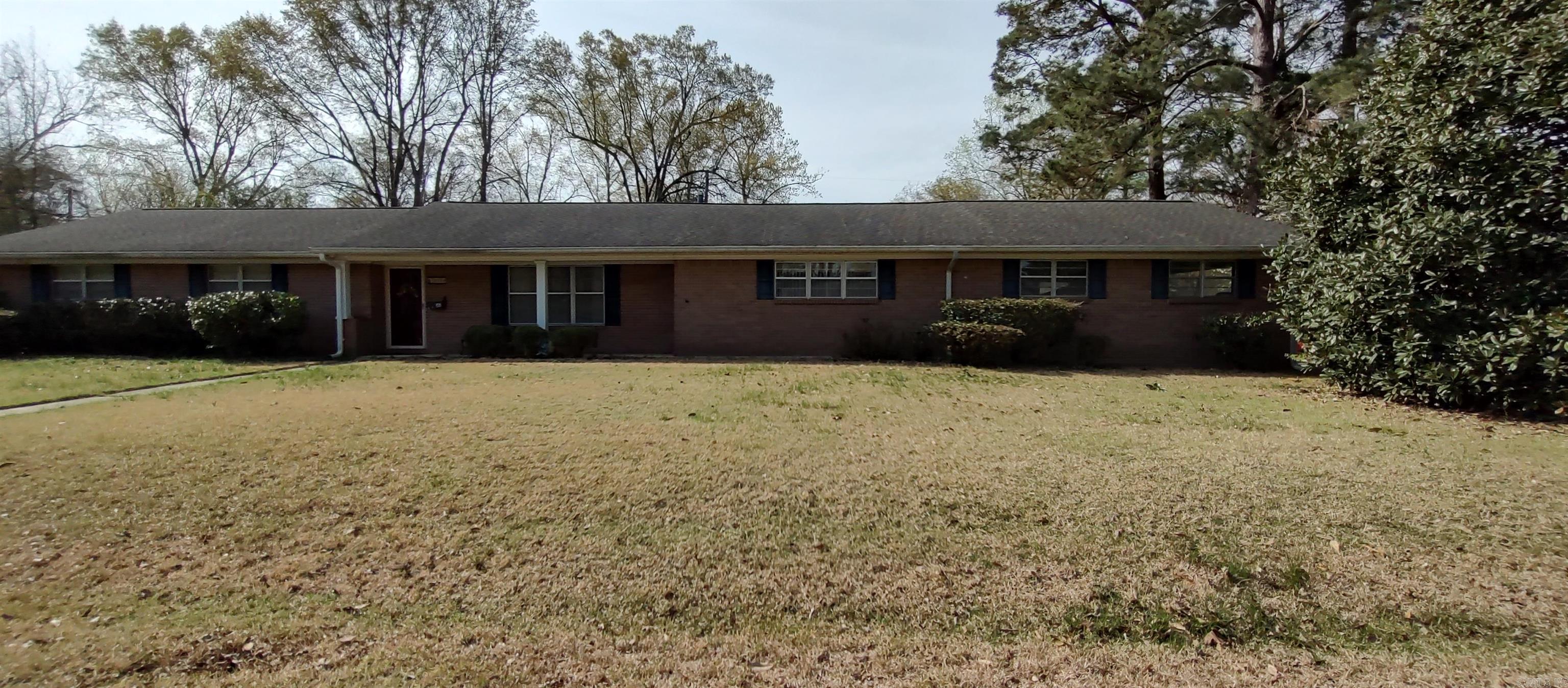 1019 Amanda St