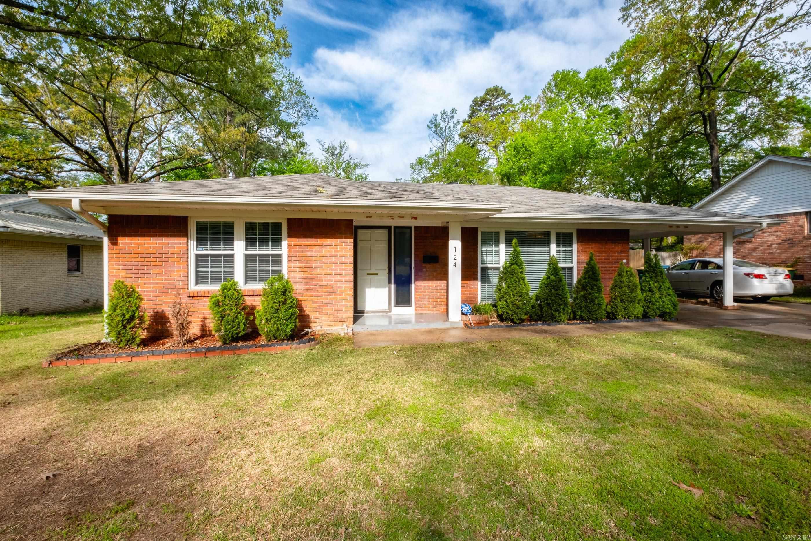 124  Hiawatha Dr  Little Rock, AR