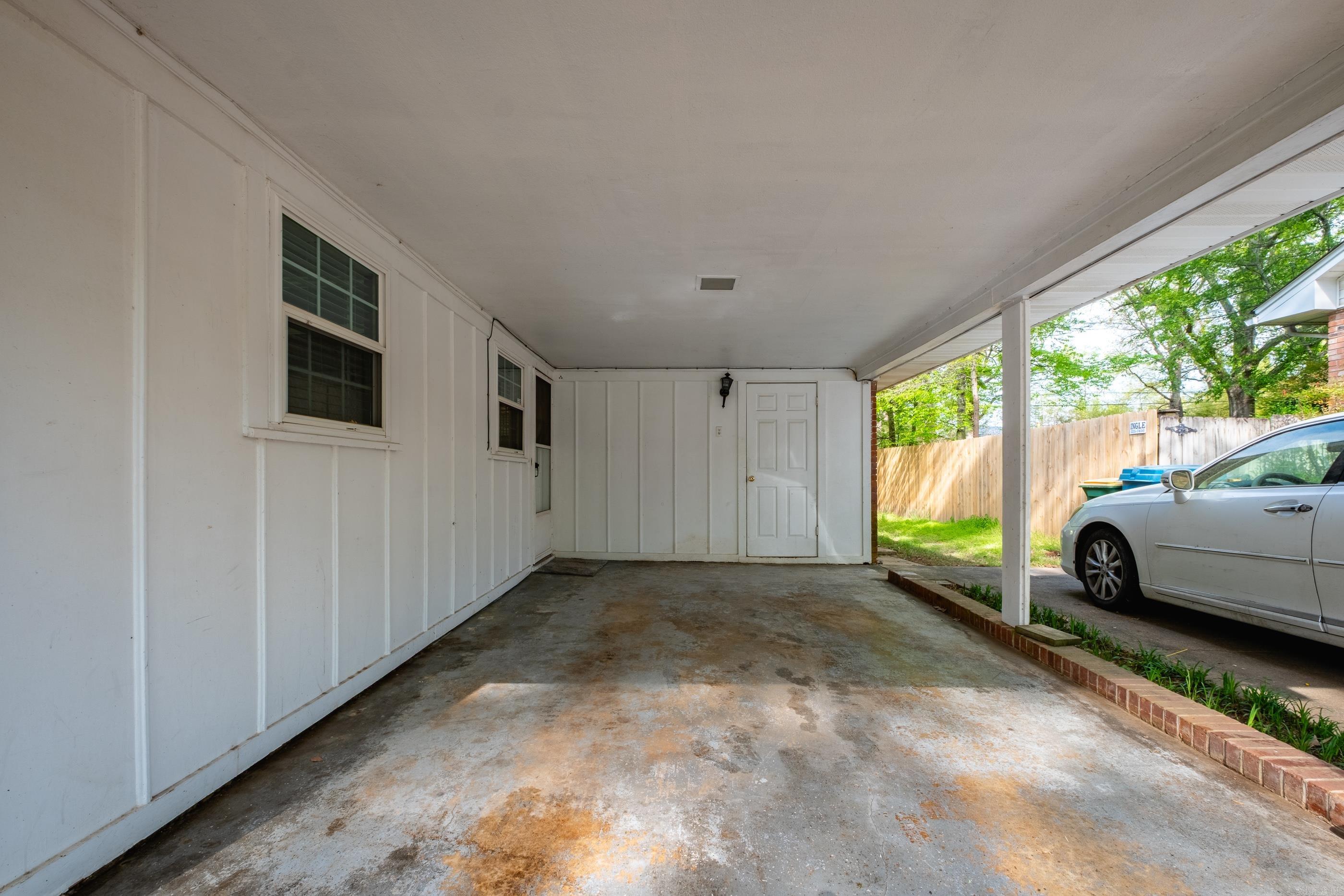 124  Hiawatha Dr  Little Rock, AR
