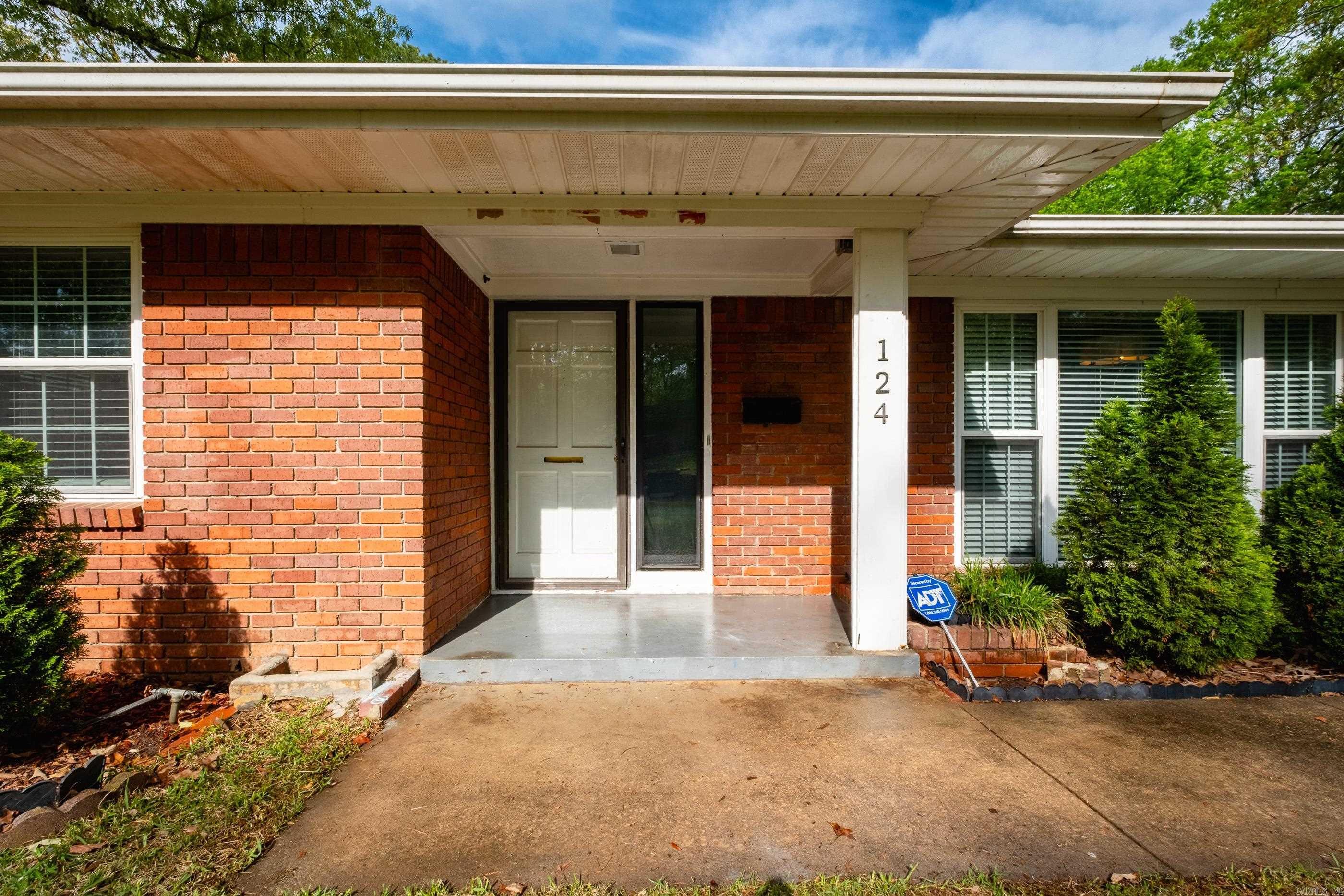 124  Hiawatha Dr  Little Rock, AR