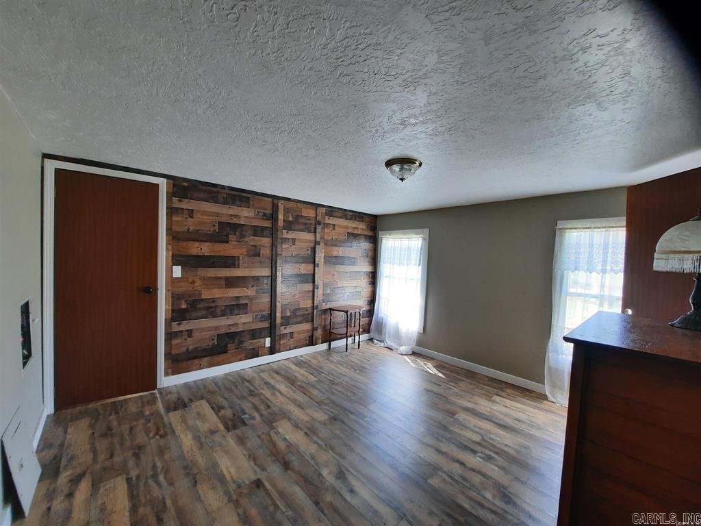 887  Annette  Mountain View, AR