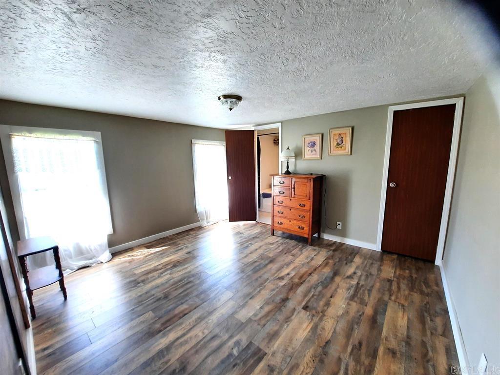 887  Annette  Mountain View, AR