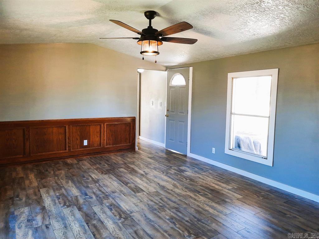 887  Annette  Mountain View, AR