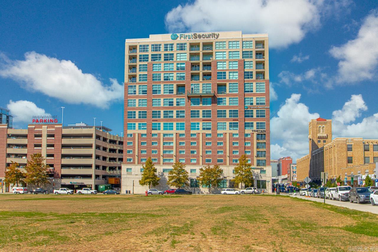 521  President Clinton  #1206  Little Rock, AR