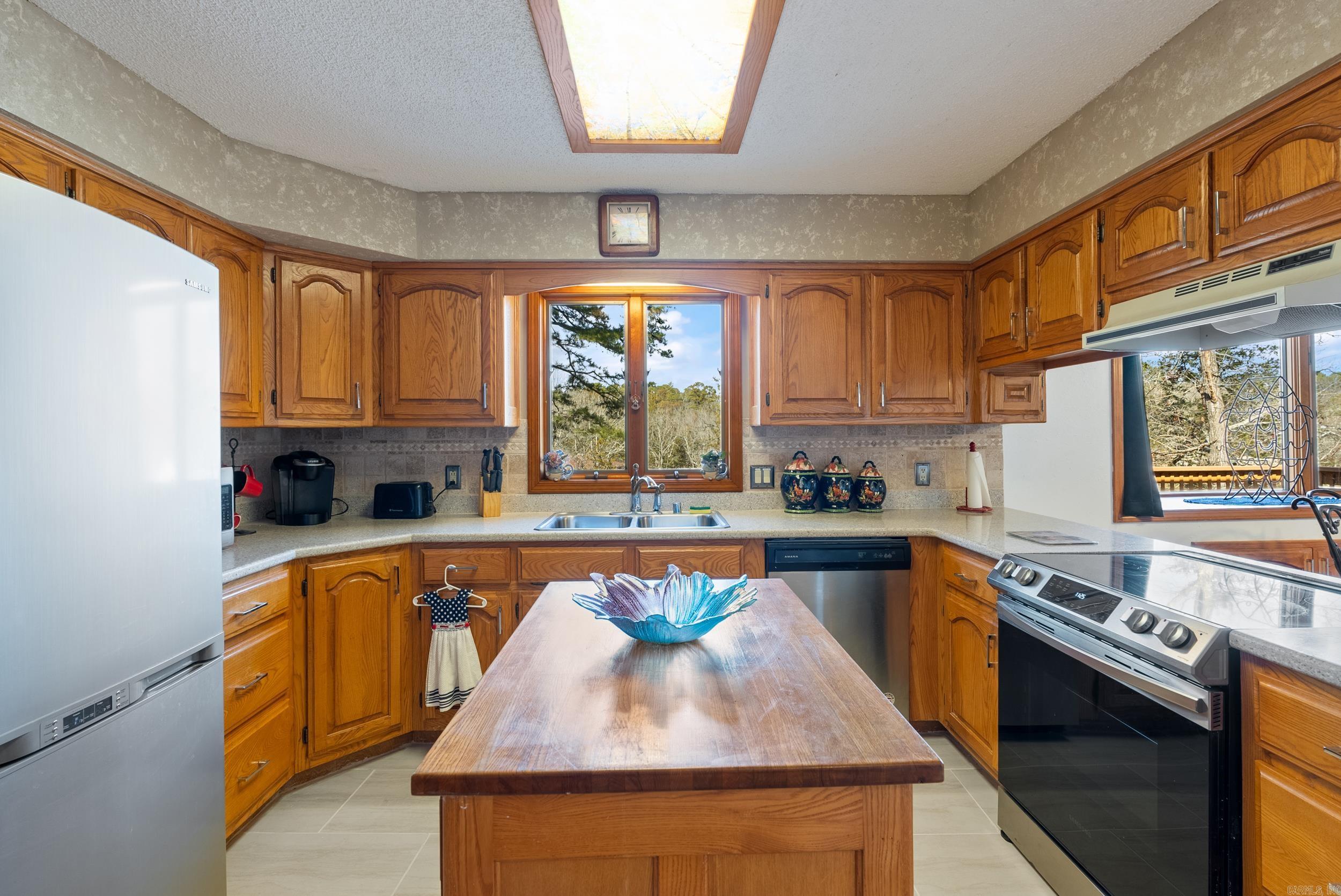 11  Acala Place  Hot Springs Village, AR