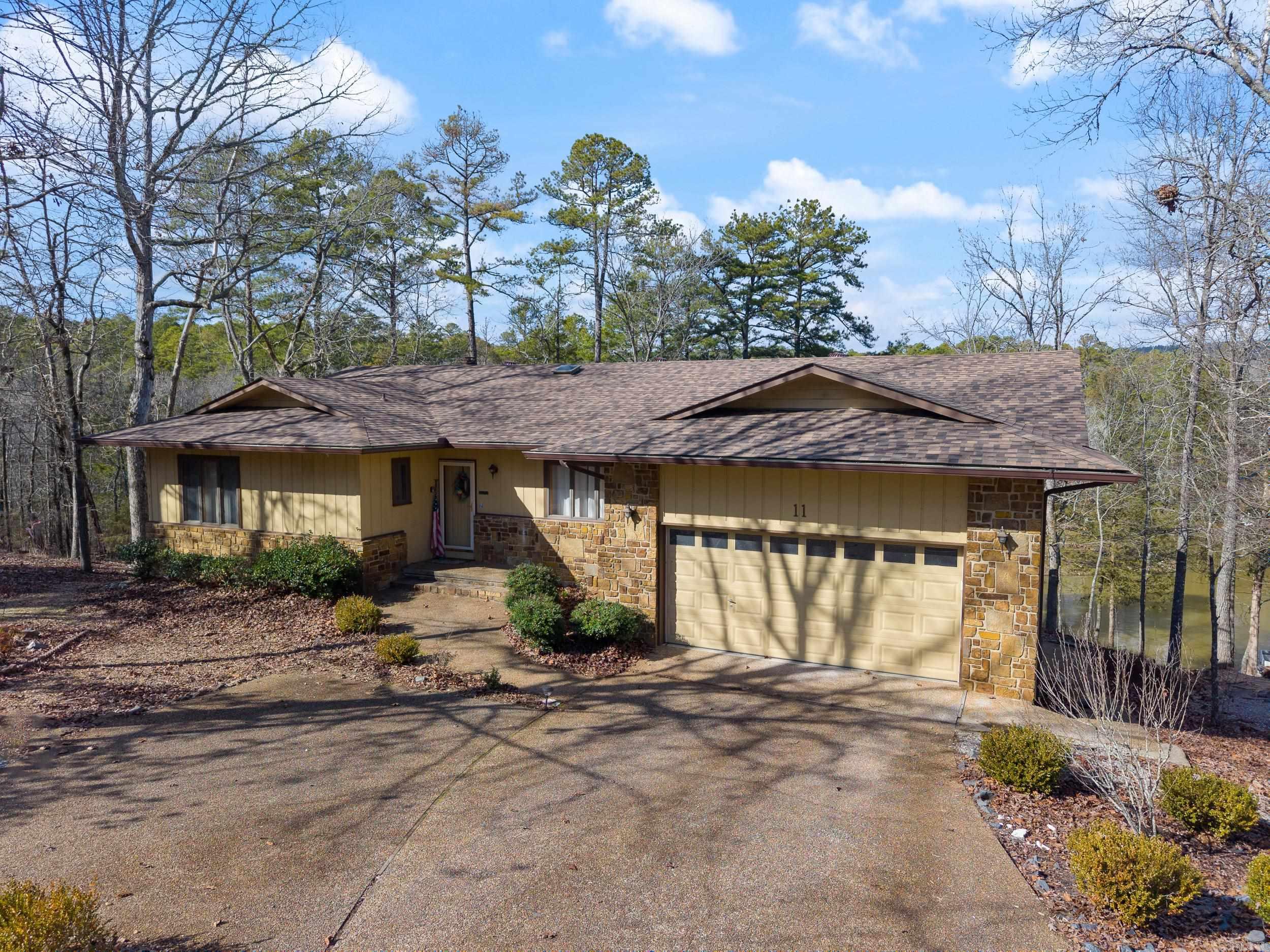 11  Acala Place  Hot Springs Village, AR