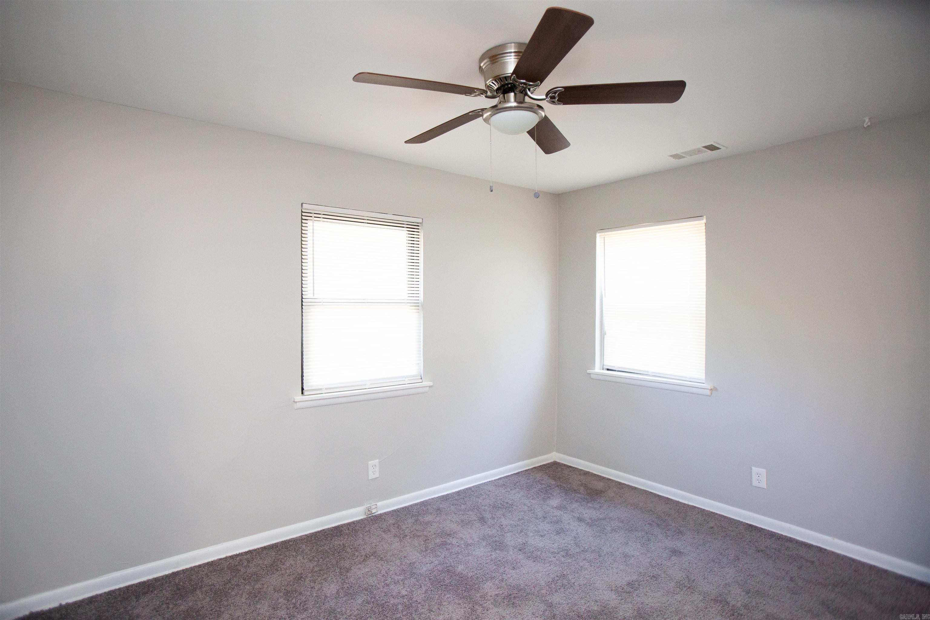 7204 W Wakefield  Little Rock, AR