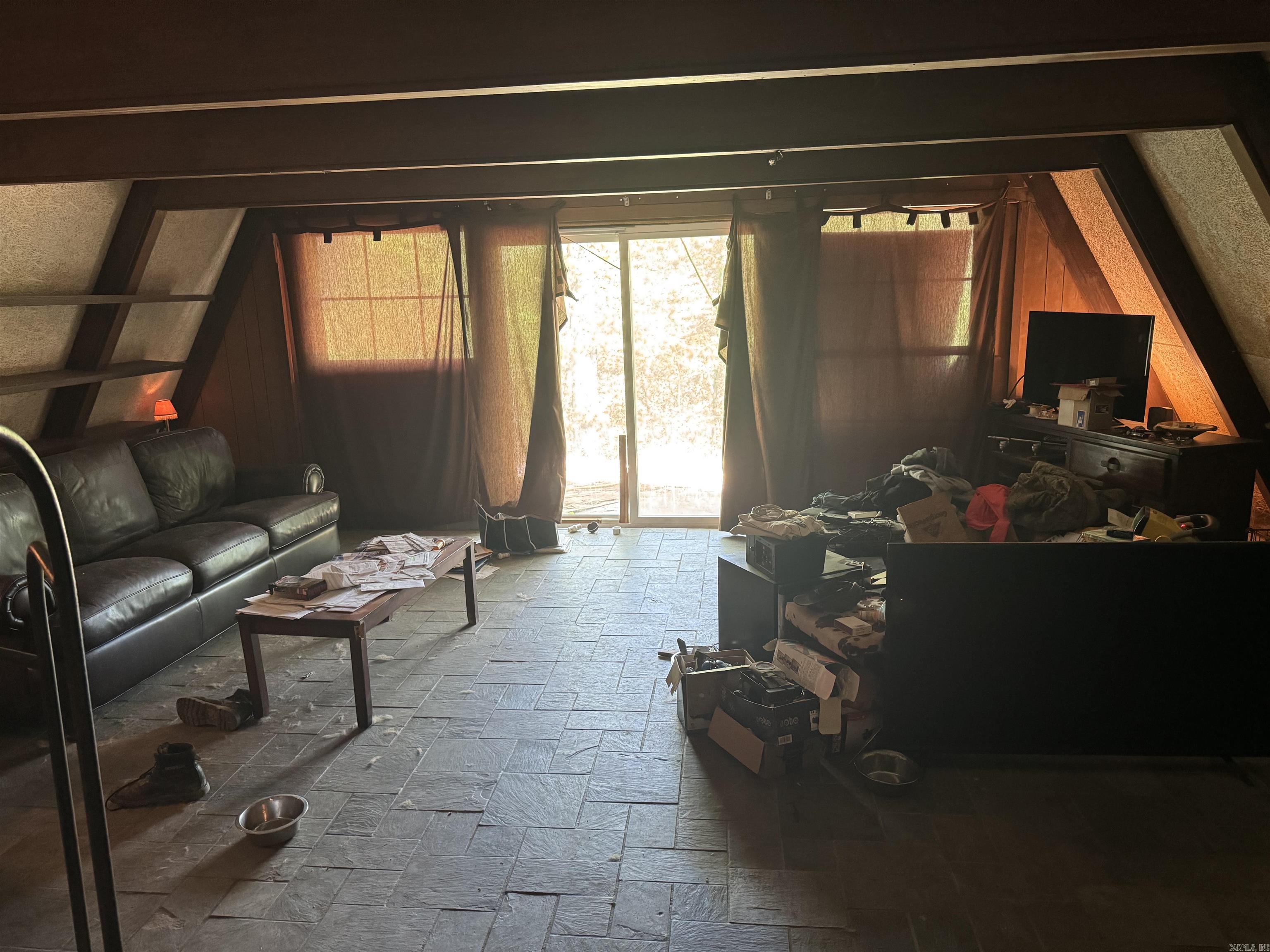 105  Diamond  Hot Springs, AR