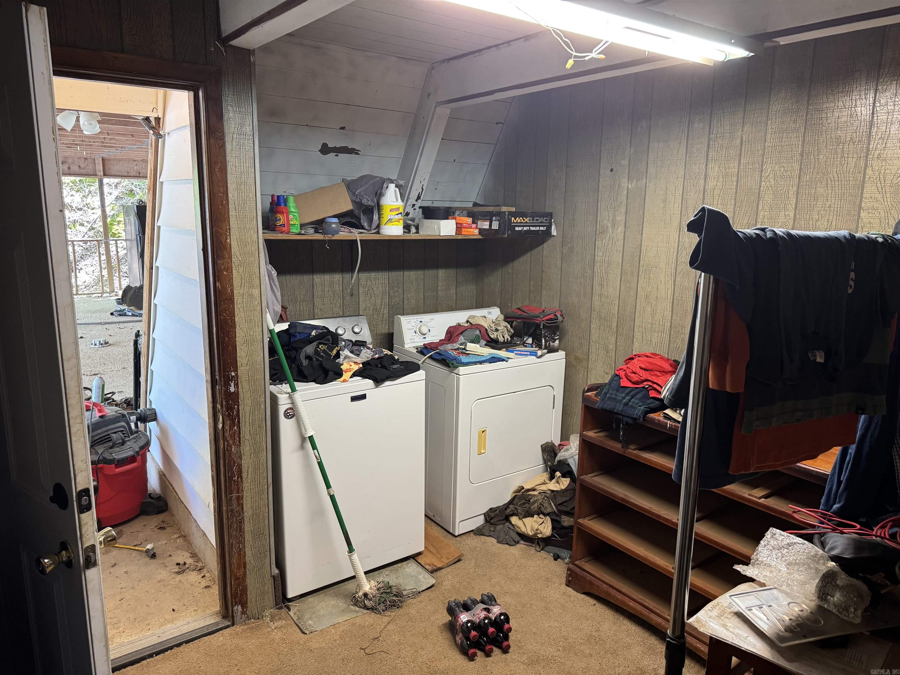 105  Diamond  Hot Springs, AR
