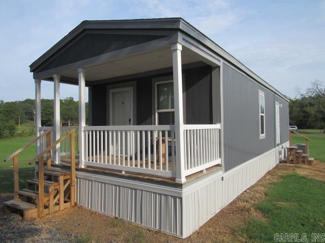 126  Plum  Houston, AR