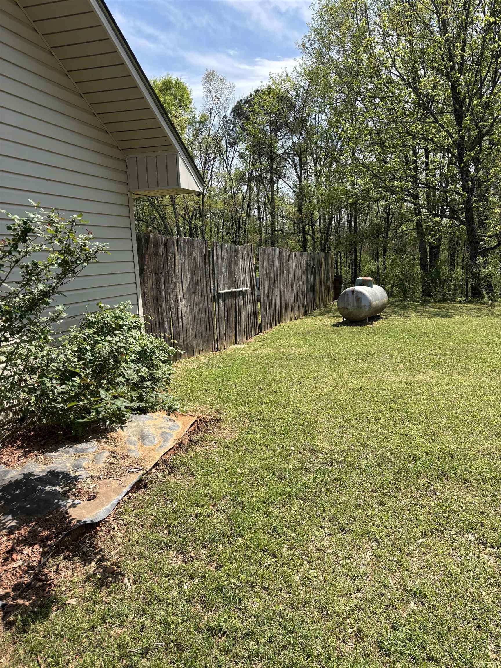 1479 Hwy 369 North Nashville, AR 71852