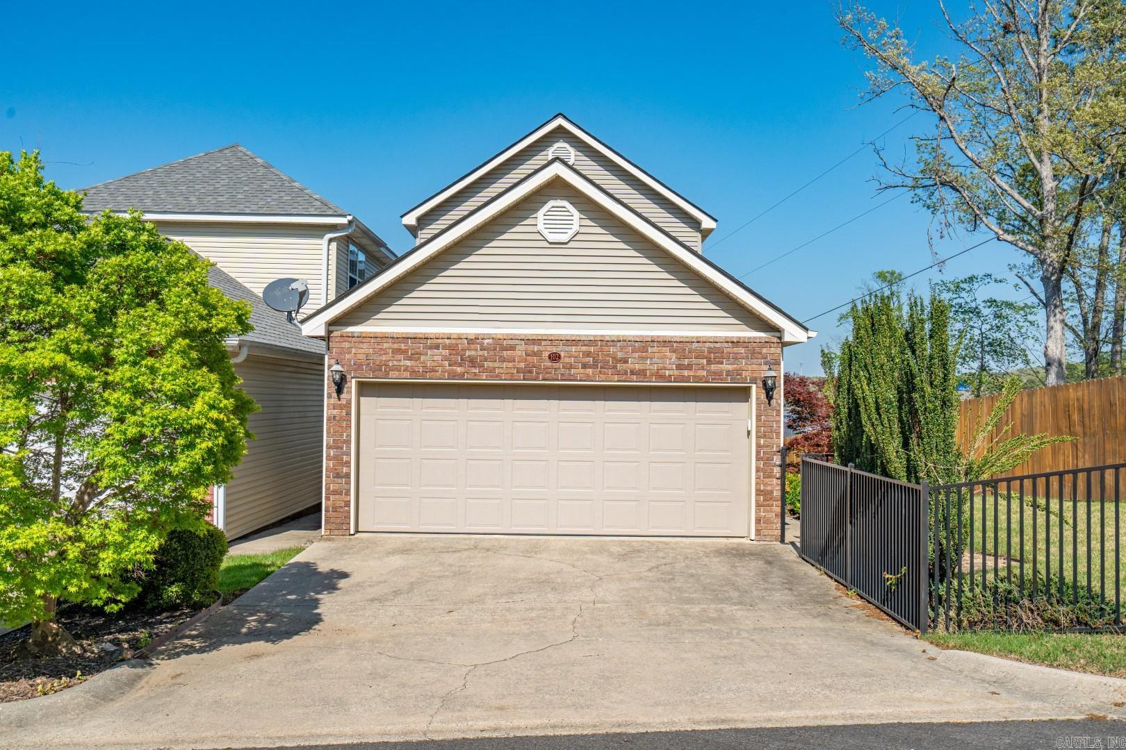 102  Eagle View Point  Hot Springs, AR